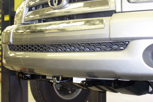 BlueOx Tow Bar Base Plate, Front Mount, RV Flat Towing for Select,TOYOTA SEQUOIA SR5