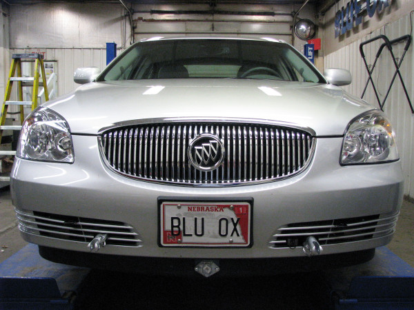BlueOx Tow Bar Base Plate, Front Mount, RV Flat Towing for Select, BUICK LUCERNE CXS