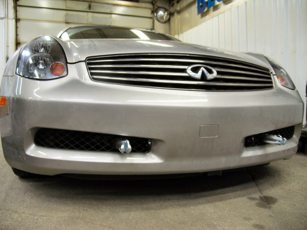 BlueOx Tow Bar Base Plate, Front Mount, RV Flat Towing for Select, NISSAN INFINITI QX56E13