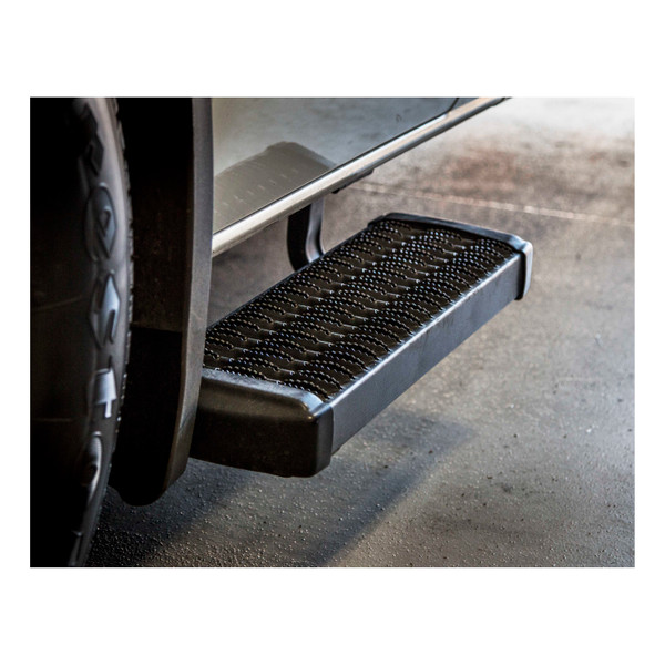LUVERNE Grip Step 7" x 36" Black Aluminum Running Boards, Select Express, Savana 415036-400341