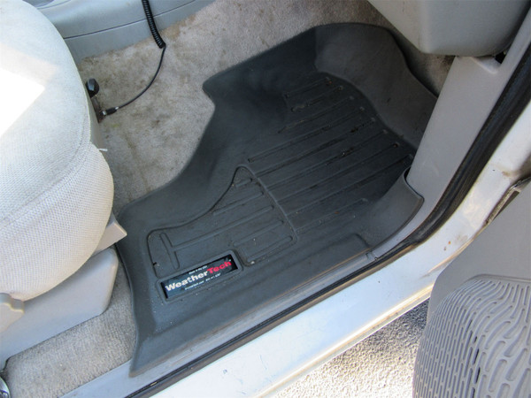 WeatherTech FloorLinerTM DigitalFit; Black; Front 441161