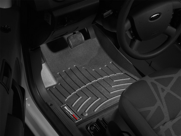 WeatherTech FloorLinerTM DigitalFit; Black; Front 443681