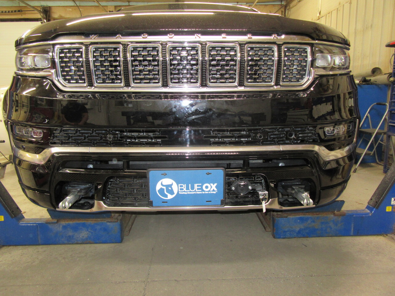 BlueOx Tow Bar Base Plate, Front Mount, RV Flat Towing for Select, JEEP GRAND WAGONEER W/TW HKS thumbnail 1