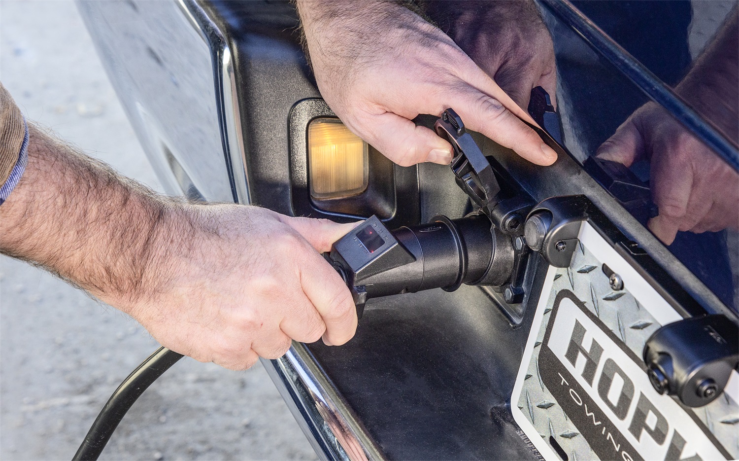 Hopkins LED Test 7-Blade Trailer End Connector 48503 thumbnail 1