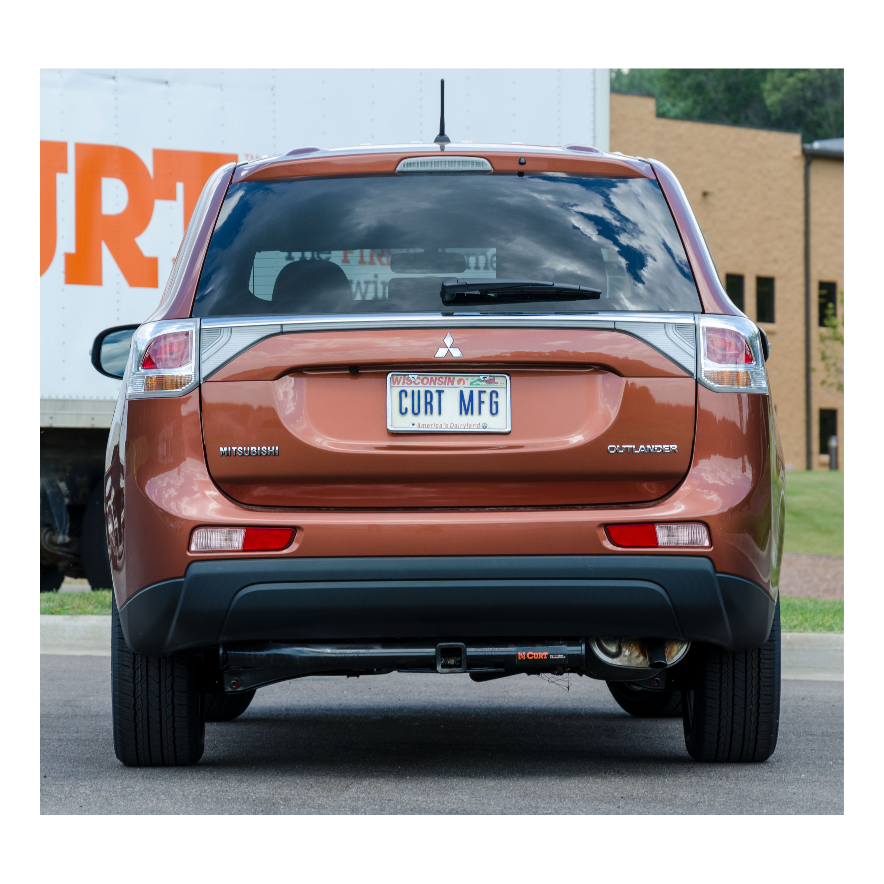 CURT 13163 Class 3 Trailer Hitch, 2-Inch Receiver, Fits Select Mitsubishi Outlander thumbnail 6