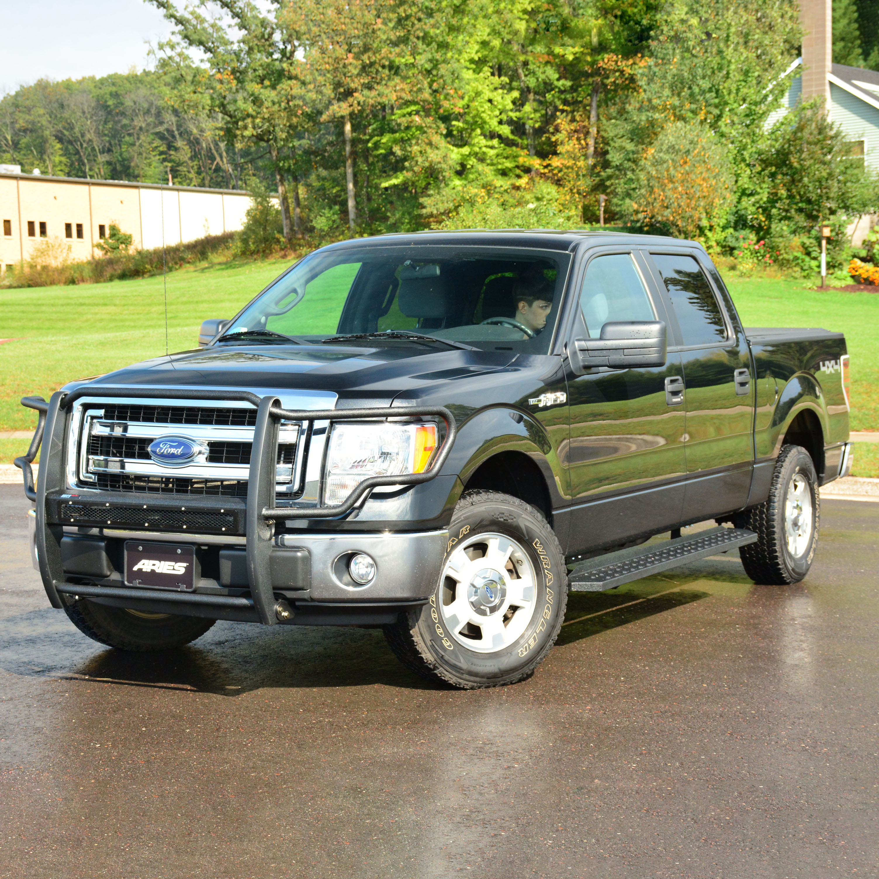 ARIES 2055523 RidgeStep Black Steel 6-1/2 x 75-Inch Truck Running Boards, Select Ford F-250, F-350 Super Duty thumbnail 8