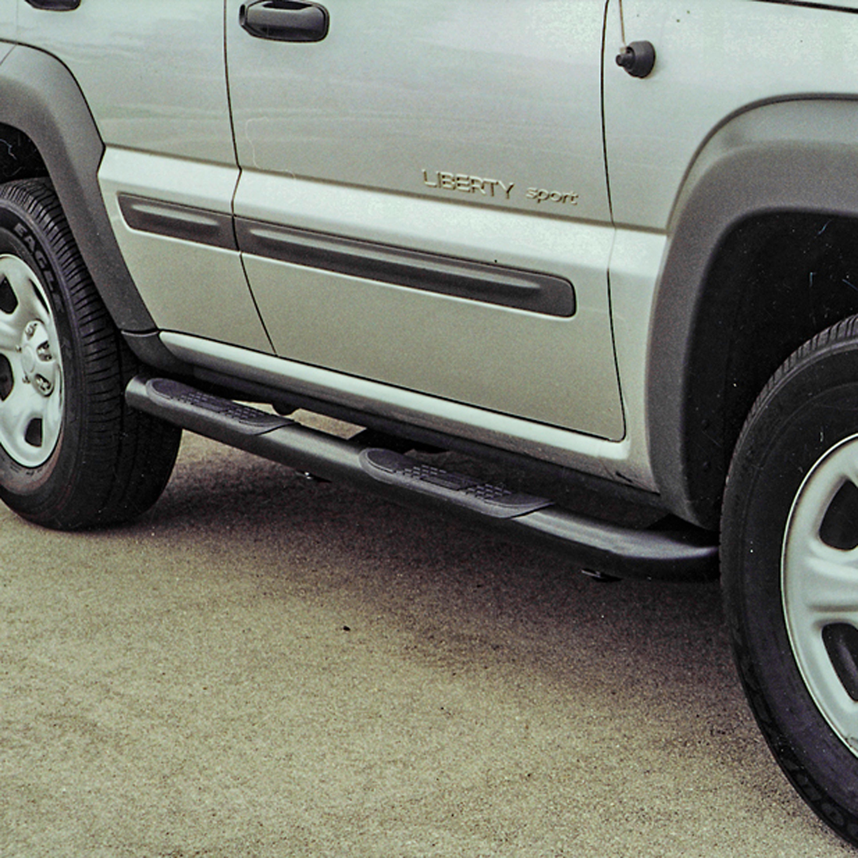 ARIES 201002 3-Inch Round Black Steel Nerf Bars, No-Drill, Fits Select Jeep Liberty thumbnail 8