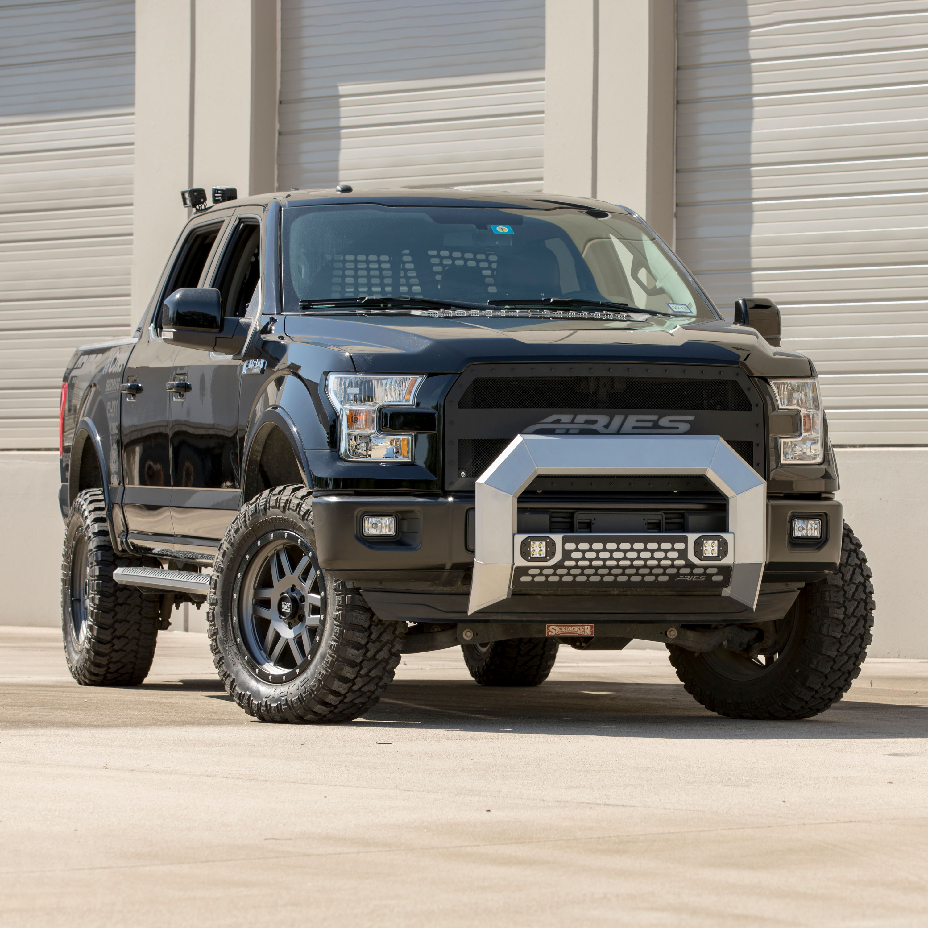 ARIES 2154101 AdvantEDGE Chrome Aluminum Truck Bull Bar with Lights, Select Chevrolet Silverado, GMC Sierra 2500, 3500 HD thumbnail 10