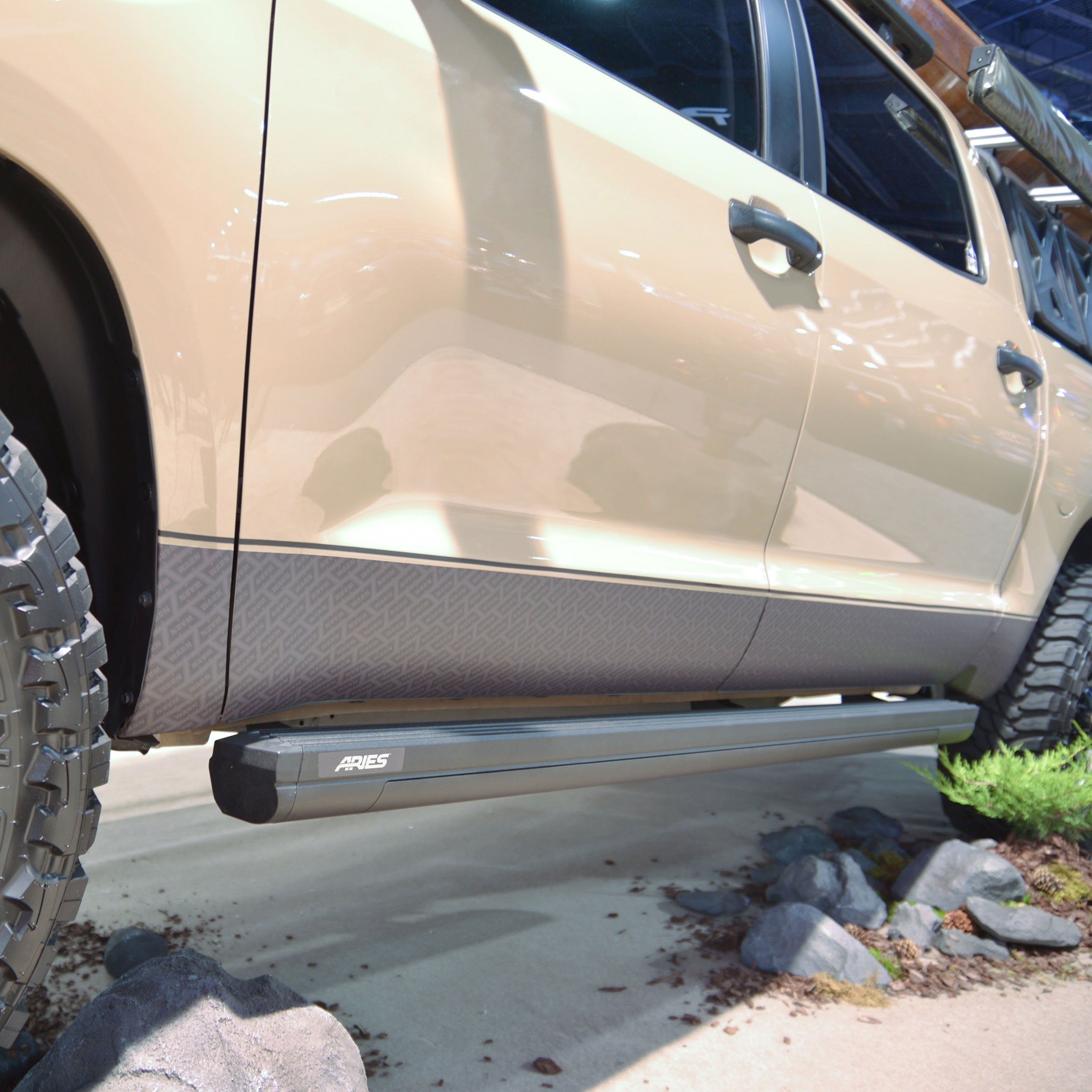 ARIES 3047952 ActionTrac 83.6-Inch Retractable Powered Running Boards, Fits Select Toyota Tundra Extended Cab thumbnail 12