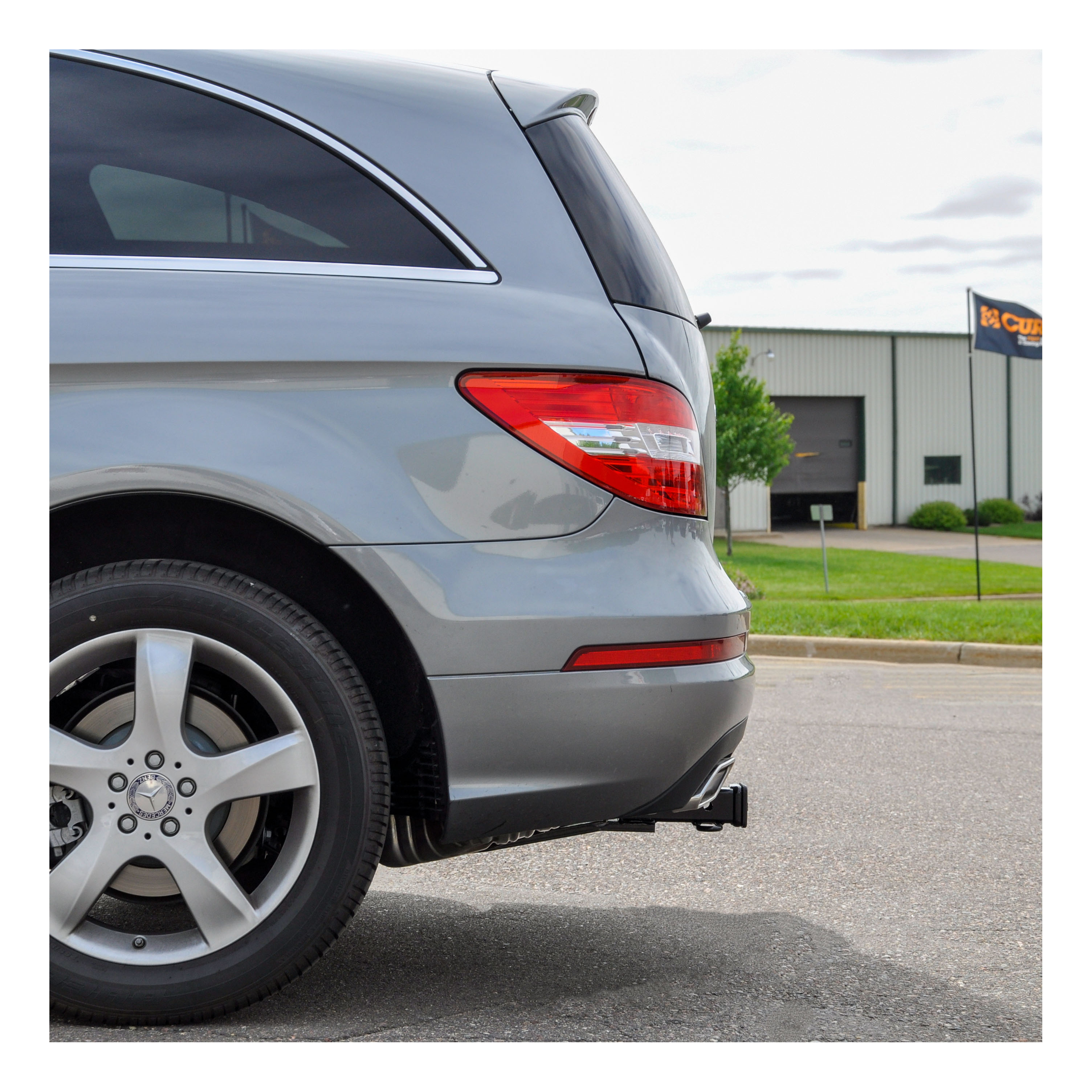 07 - 09 Mercedes-Benz R320 2in. CURT Trailer Hitch + Ball Mount + Cover + Lock Kit HWA1910 thumbnail 8