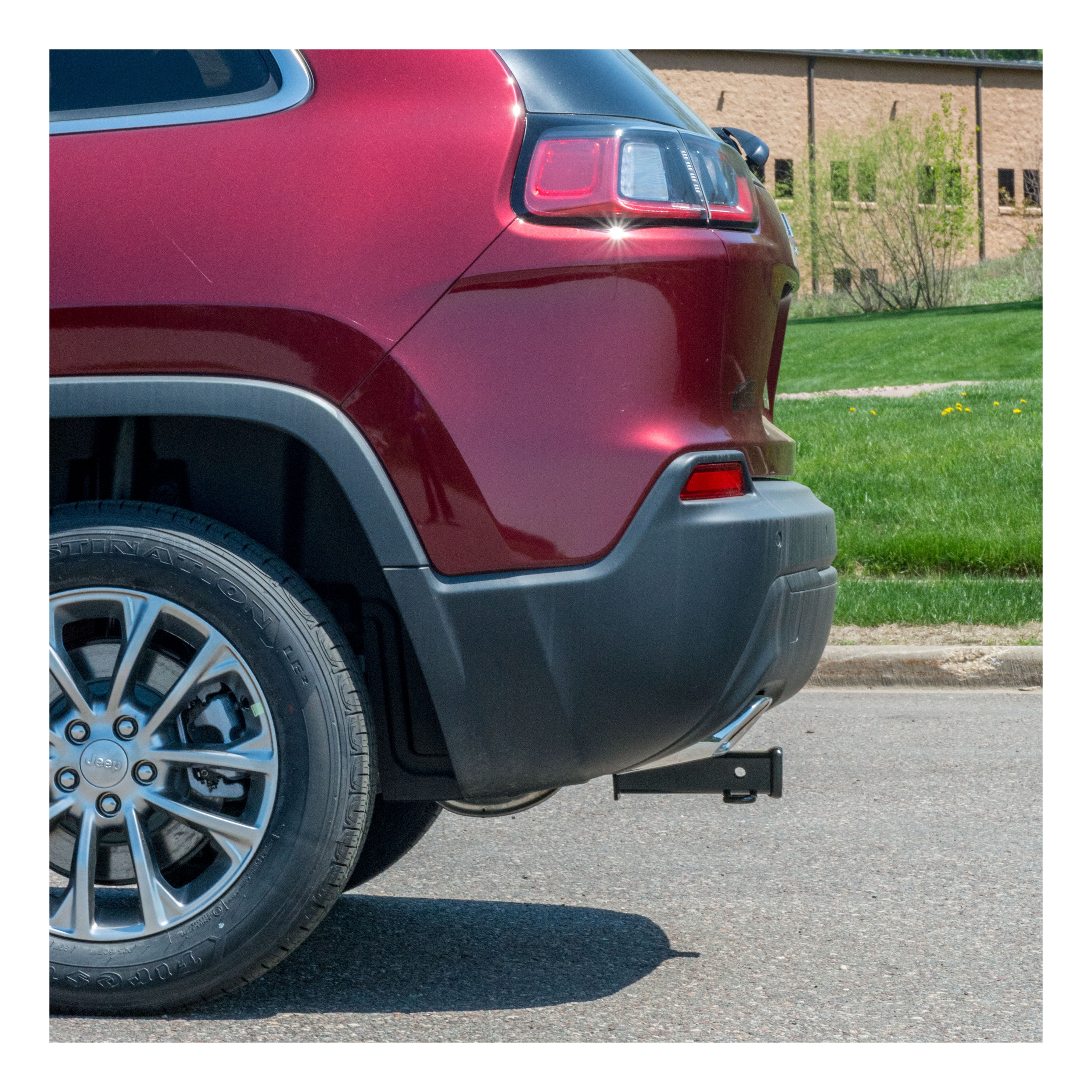 19 - 23 JEEP Cherokee 2in. CURT Trailer Hitch + Ball Mount + Cover + Lock Kit HWA1530 thumbnail 8