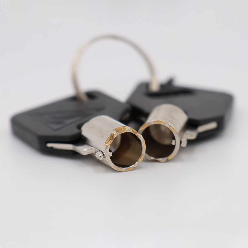 BlueOx Receiver Locks (4), 2-1/2, 2-5/8 BX88177 thumbnail 1