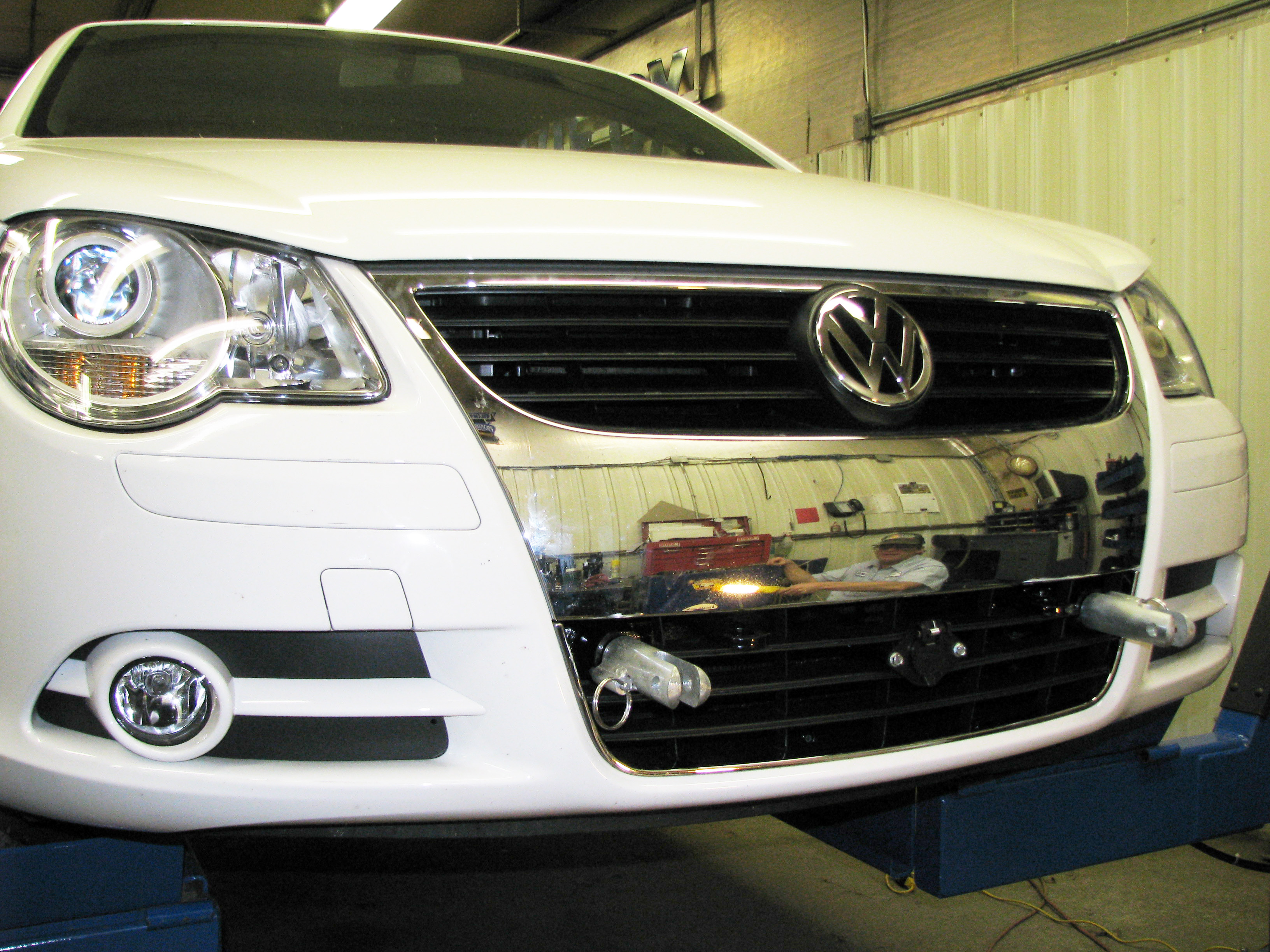 BlueOx Tow Bar Base Plate, Front Mount, RV Flat Towing for Select,VW EOS thumbnail 1