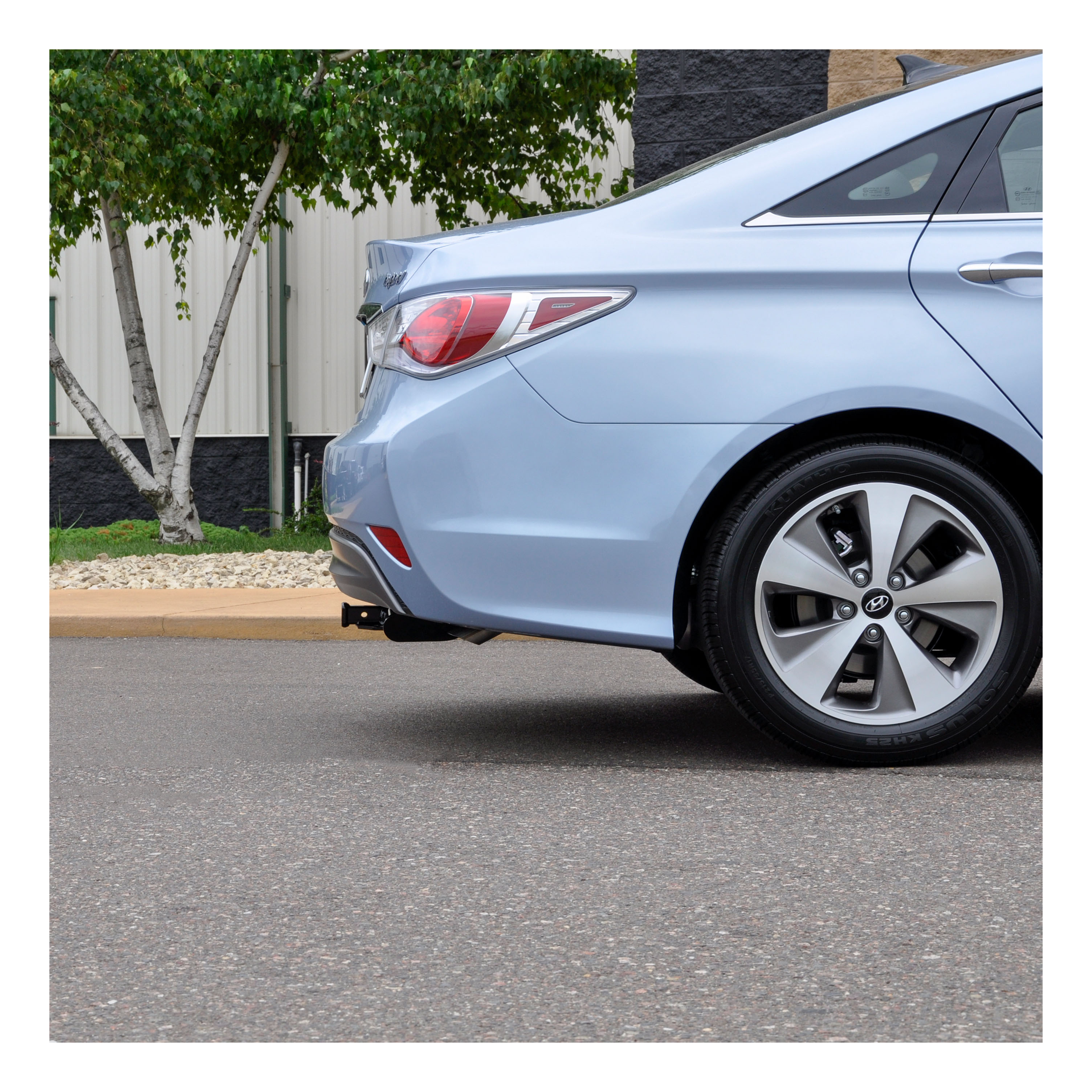 2011 - 2014 Hyundai Sonata Excluding Hybrid Curt 1-1/4", Class 1 Trailer Tow Hitch + 4-flat Wiring Kit 11025 thumbnail 9