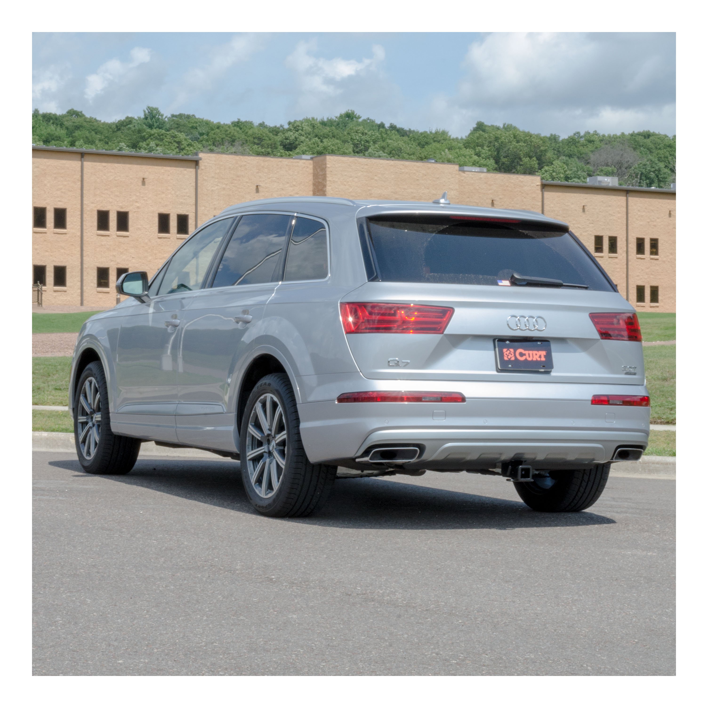 2017 - 2026 Audi Q7 Curt 2", Class 3 Trailer Tow Hitch + 4-flat Wiring Kit 13277 thumbnail 4
