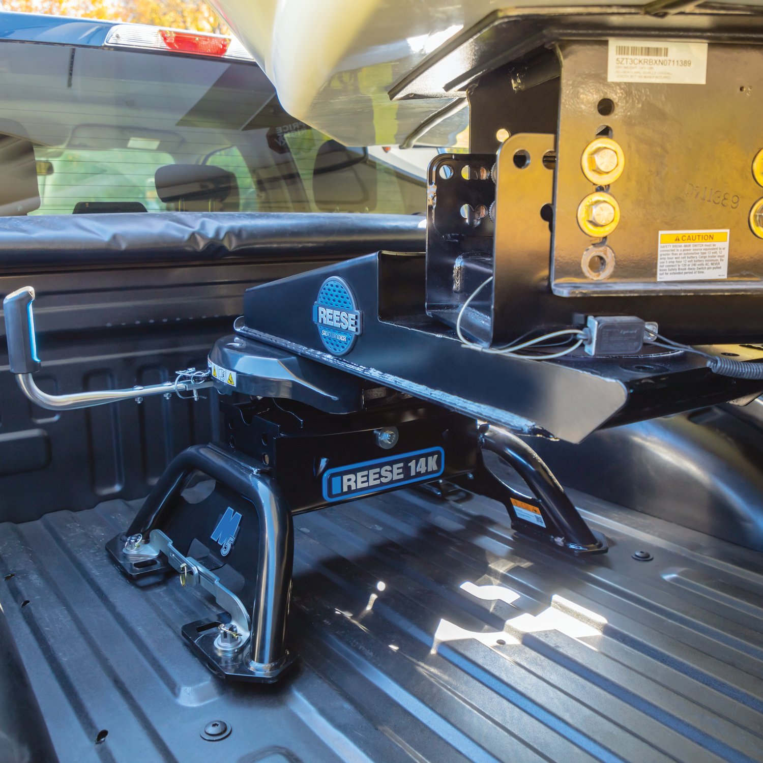 Reese M5  Max Duty  Fifth Wheel Hitch, 14,000 lbs. capacity, Exclusive use with REESE  Max Duty  Underbed Mounting System thumbnail 6