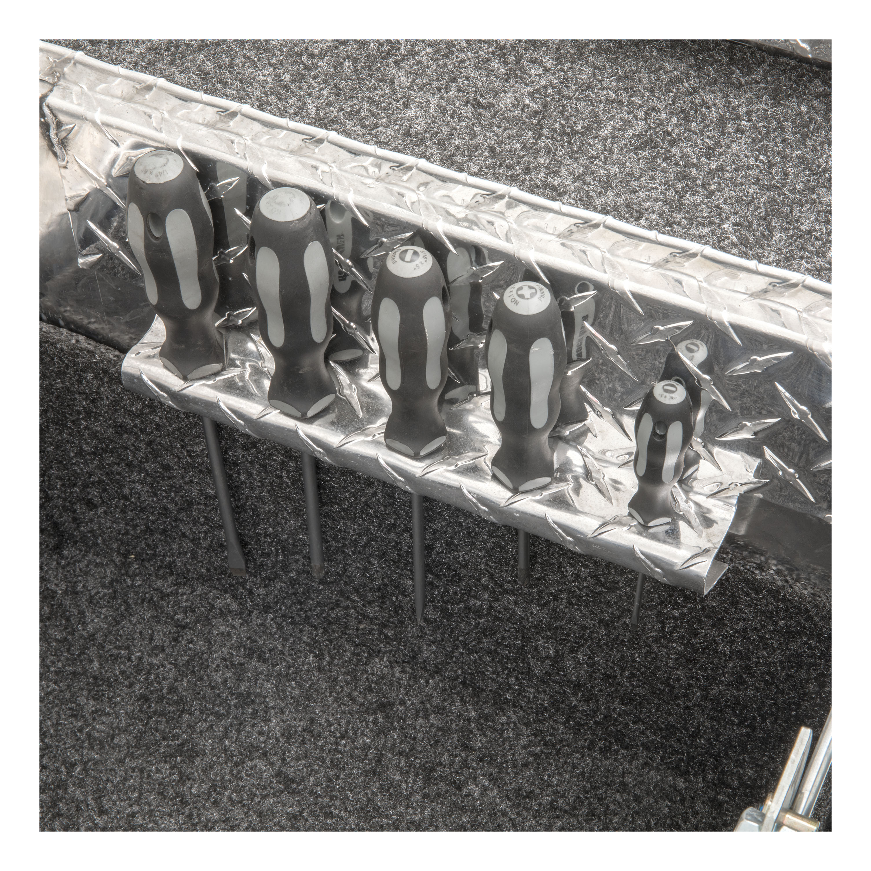 UWS Bright Aluminum 69" Secure Lock Crossover Truck Tool Box with Low Profile & Rail SL-69-LP-R thumbnail 9