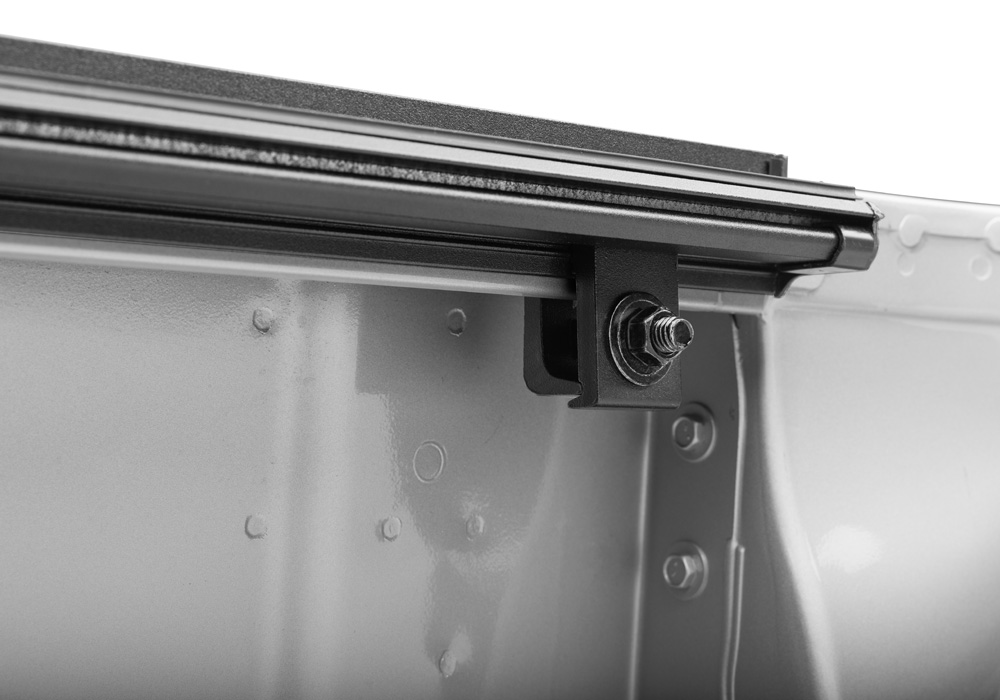 BAKFlip Hard Folding MX4 22-25 Frontier 5' w/ or w/out Utili-Track System 448538 thumbnail 8