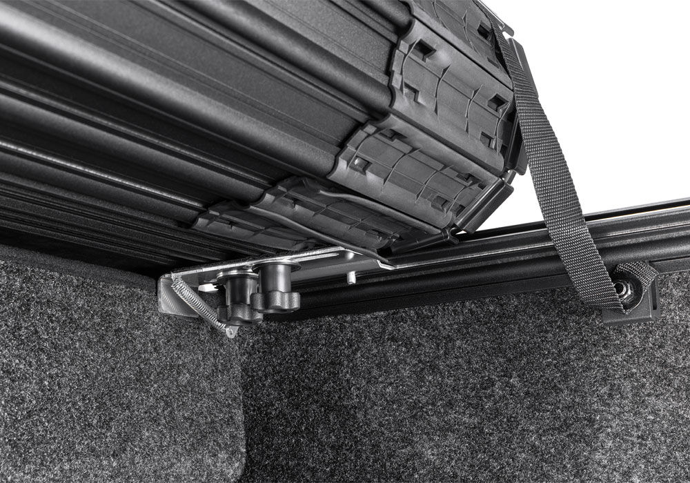 BAK Revolver Roll-Up Hard Cover X4s 99-07 F250/350/450 6'9" 80303 thumbnail 10