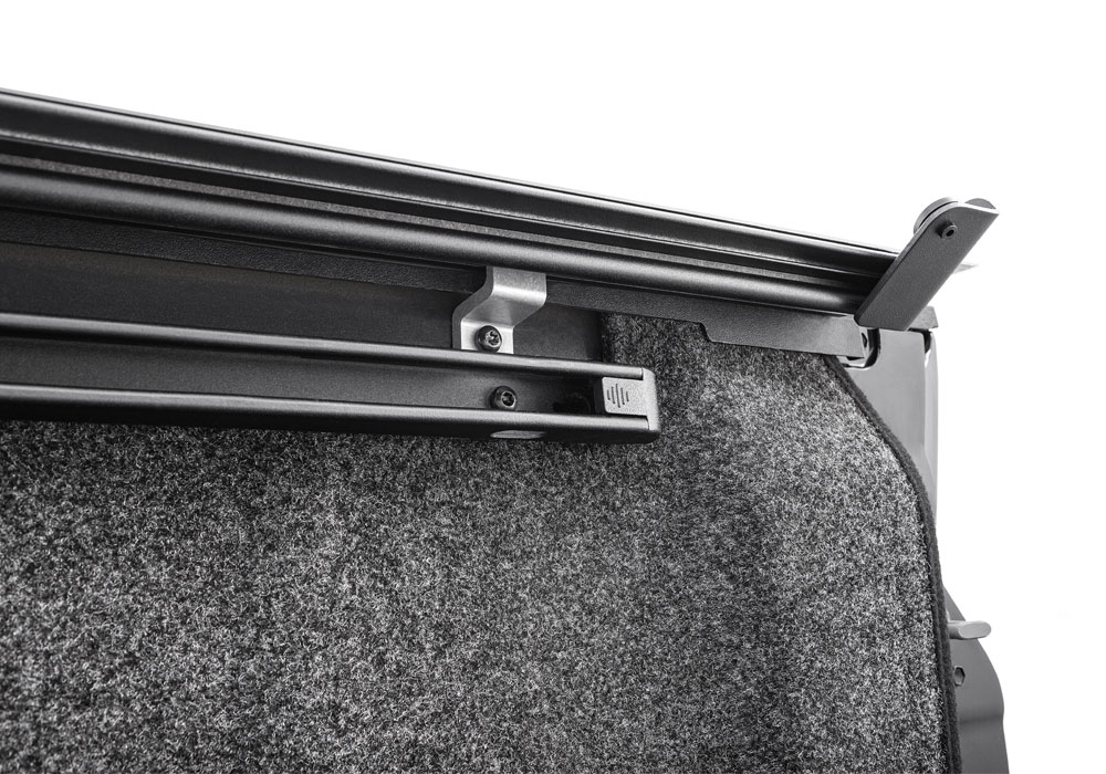 BAK Revolver Roll-Up Hard Cover X4ts 07-21 Tundra 6'6" w/o Deck Rail Sys w/o Trail Spcl Edtn Strg Bxs 80410RK thumbnail 4