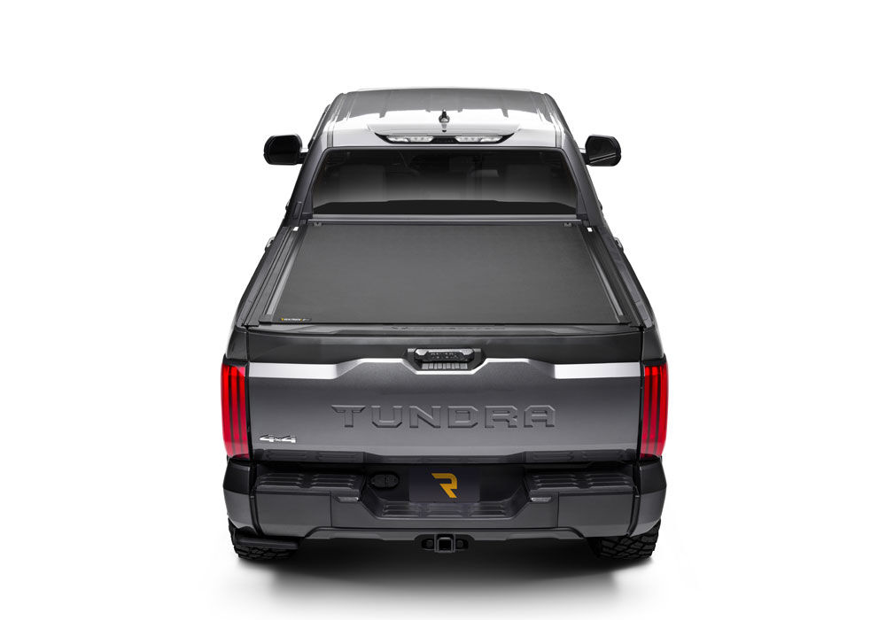 BAK Revolver Roll-Up Hard Cover X4ts 07-21 Tundra 6'6" w/o Deck Rail Sys w/o Trail Spcl Edtn Strg Bxs 80410RK thumbnail 7
