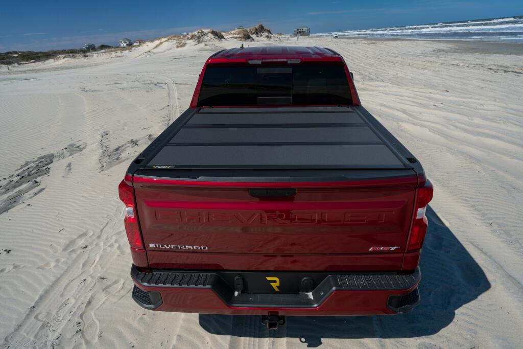 BAKFlip Hard Folding MX4 16-23 Tacoma 5' w/ Deck Rail System 448426 thumbnail 5