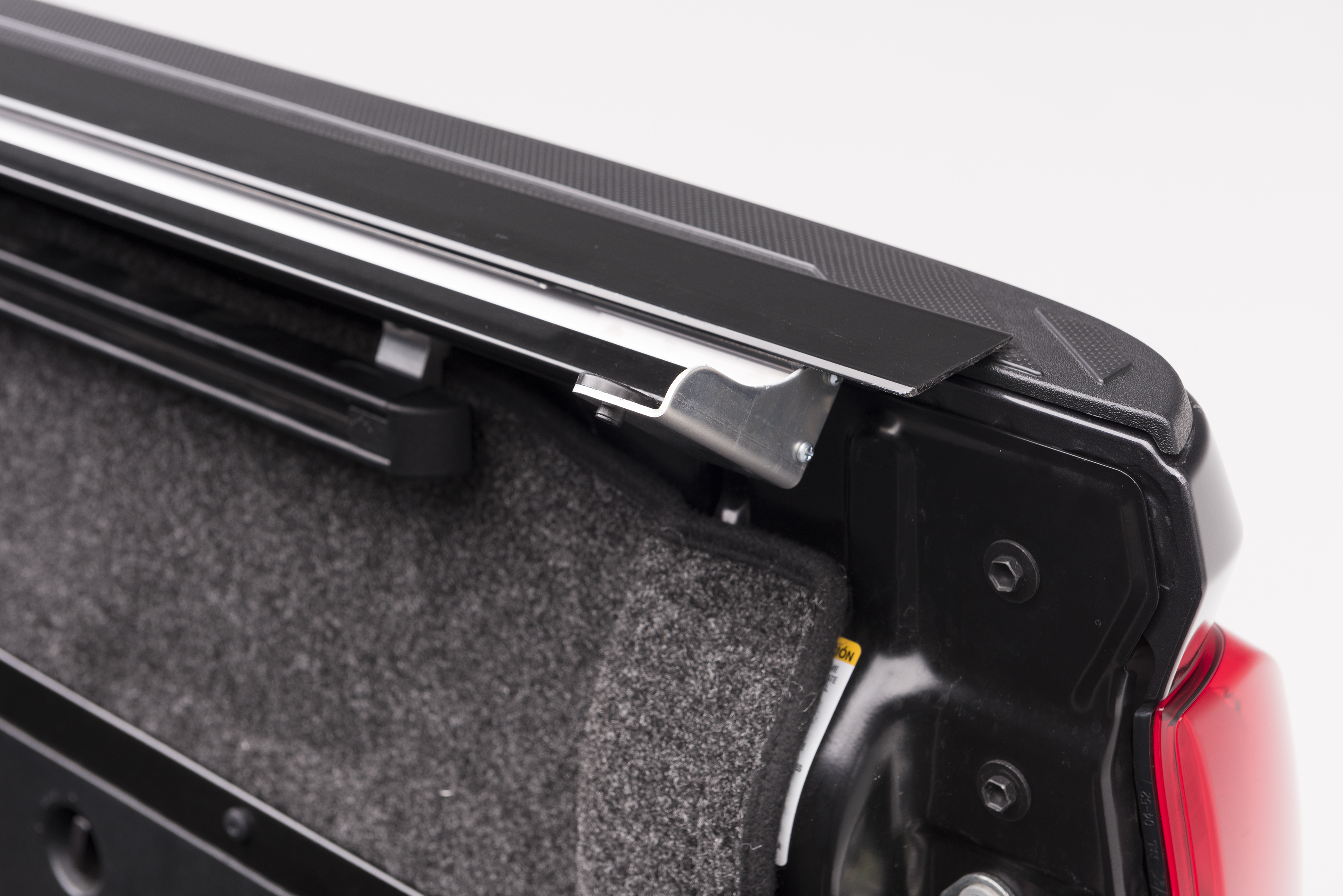 BAK Revolver Roll-Up Hard Cover X2 16-23 Tacoma 6' w/ Deck Rail System 39427 thumbnail 5