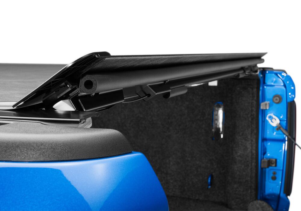 BAK Revolver Roll-Up Hard Cover X2 09-18 (19-24 Classic) Ram 1500/10-24 2500/3500 6'4" w/out RamBox 39213 thumbnail 6