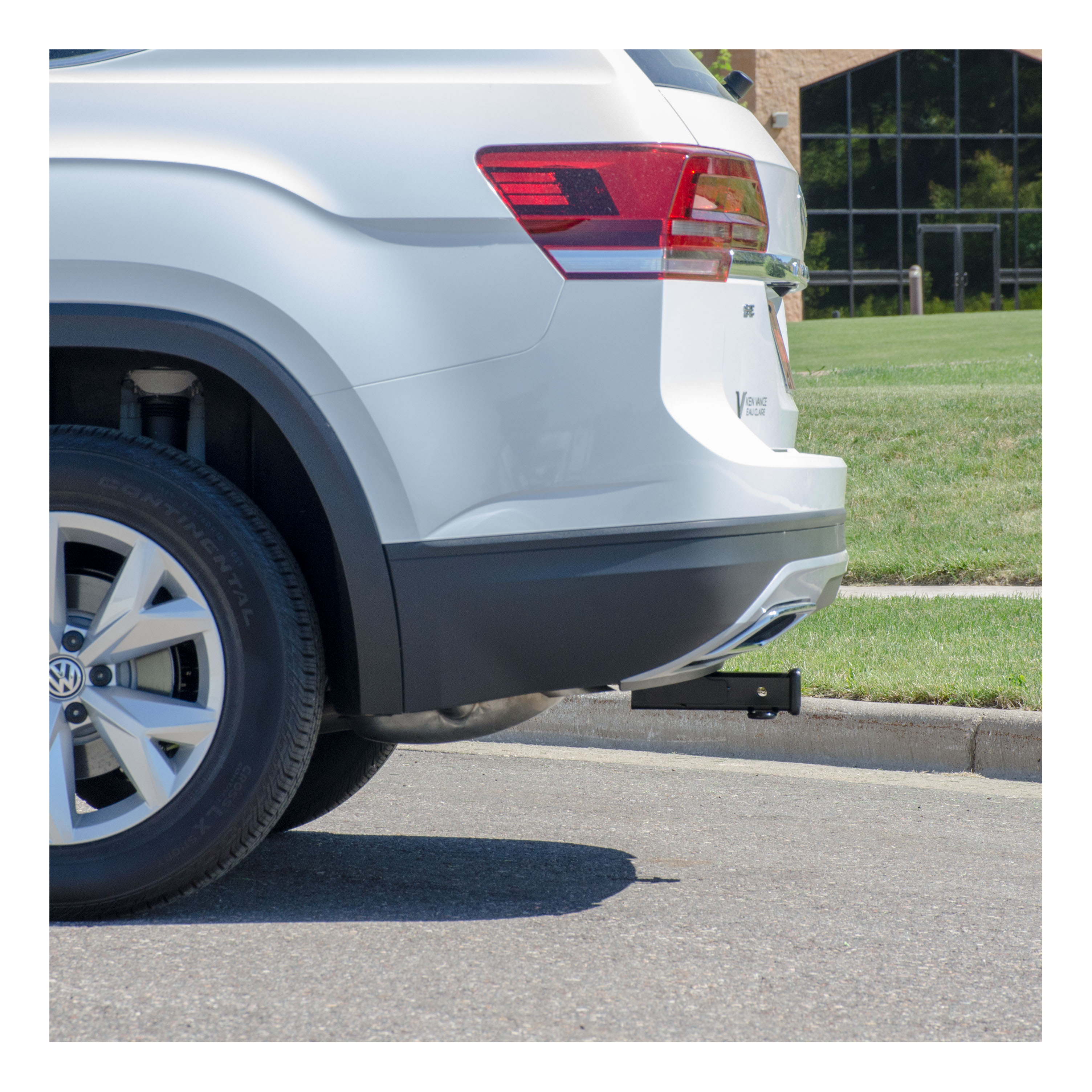 CURT Class 3 Hitch, 2" Receiver, Select Volkswagen Atlas (Excluding Cross Sport) Trailer Hitch thumbnail 7