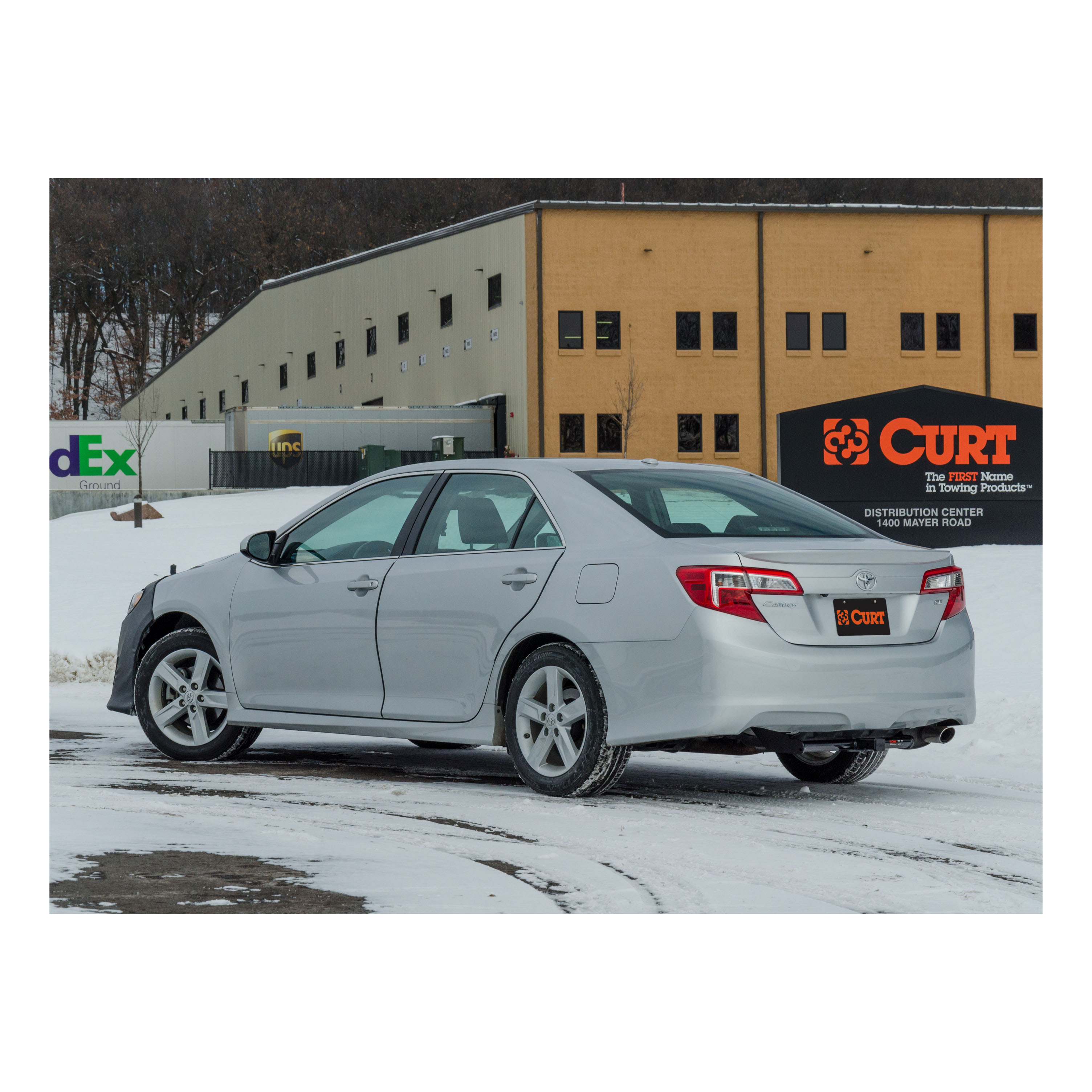CURT Class 2 Trailer Hitch, 1-1/4" Receiver, Select Toyota Avalon, Camry Trailer Hitch thumbnail 5