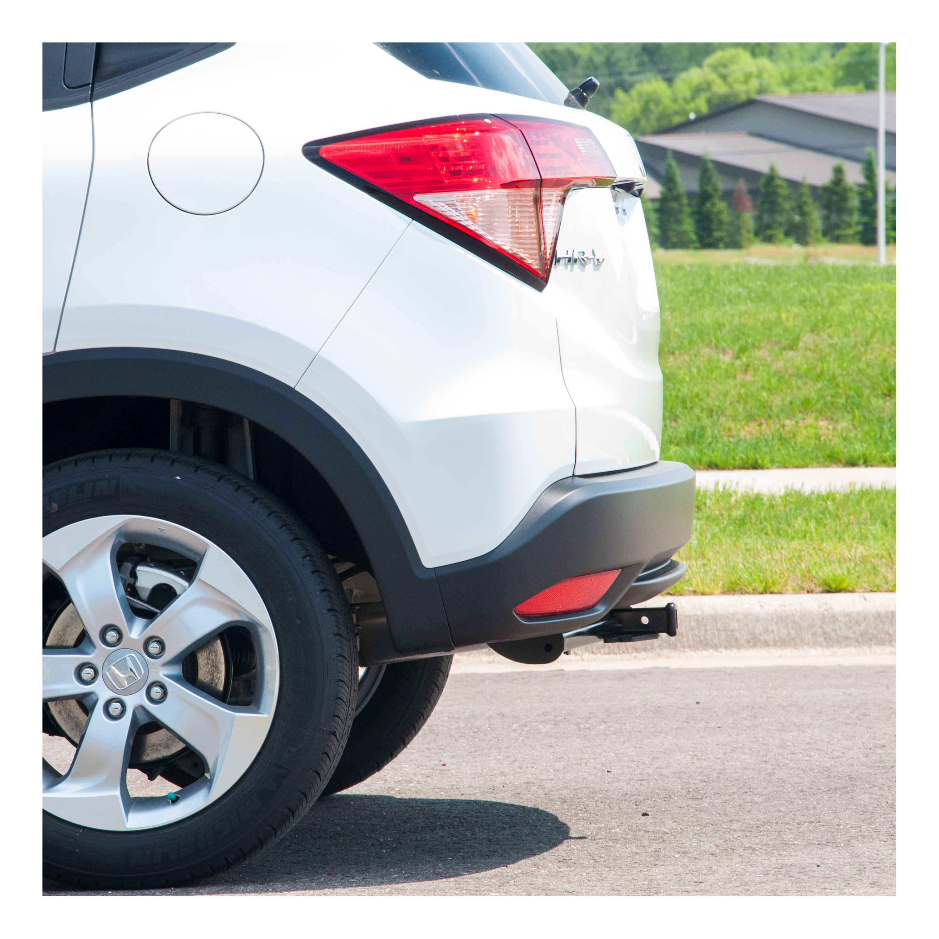 CURT Class 1 Trailer Hitch, 1-1/4" Receiver, Select Honda HR-V Trailer Hitch thumbnail 7