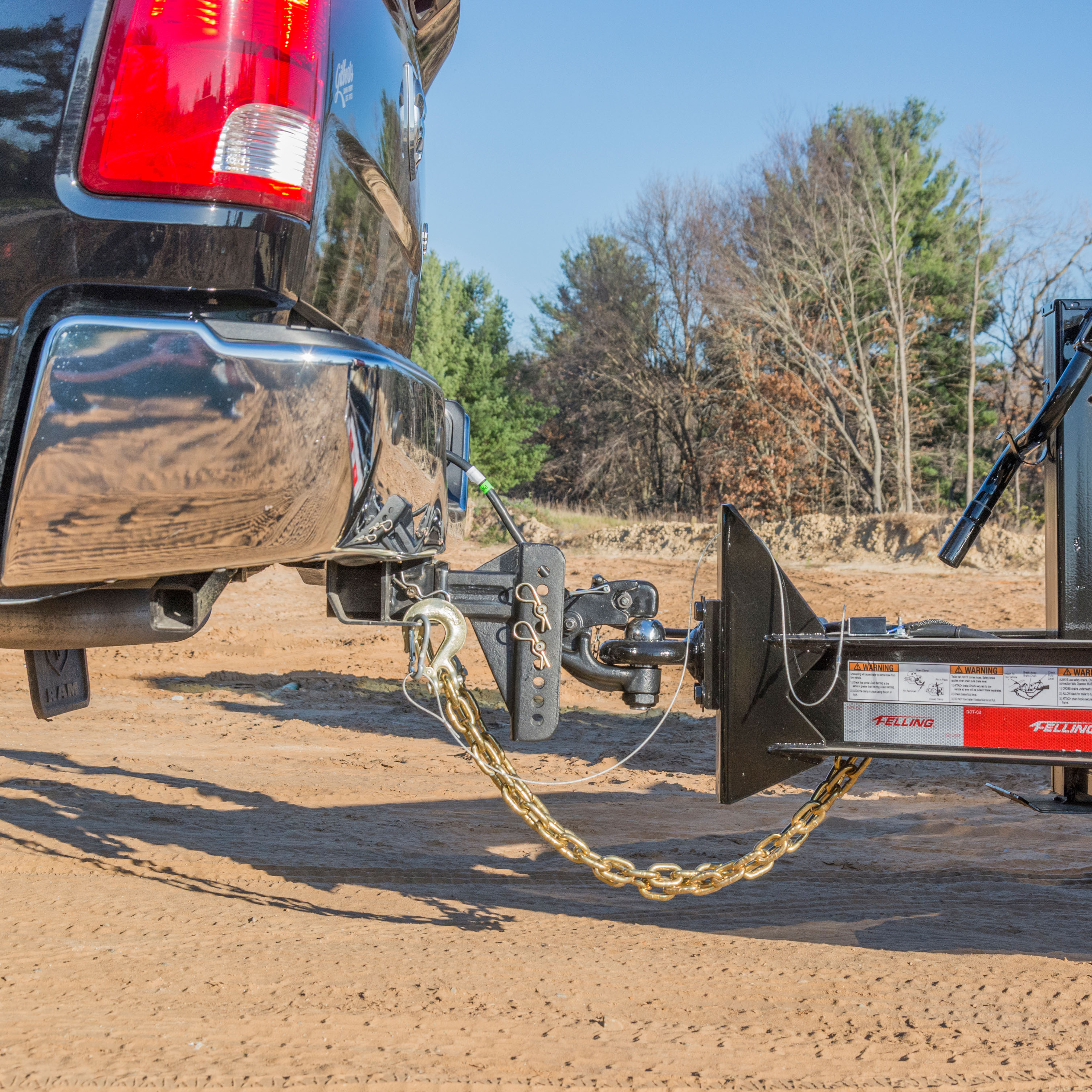 CURT Flush-Mount Lunette Ring (60,000 lbs., 3" I.D.) Tow Bar thumbnail 2