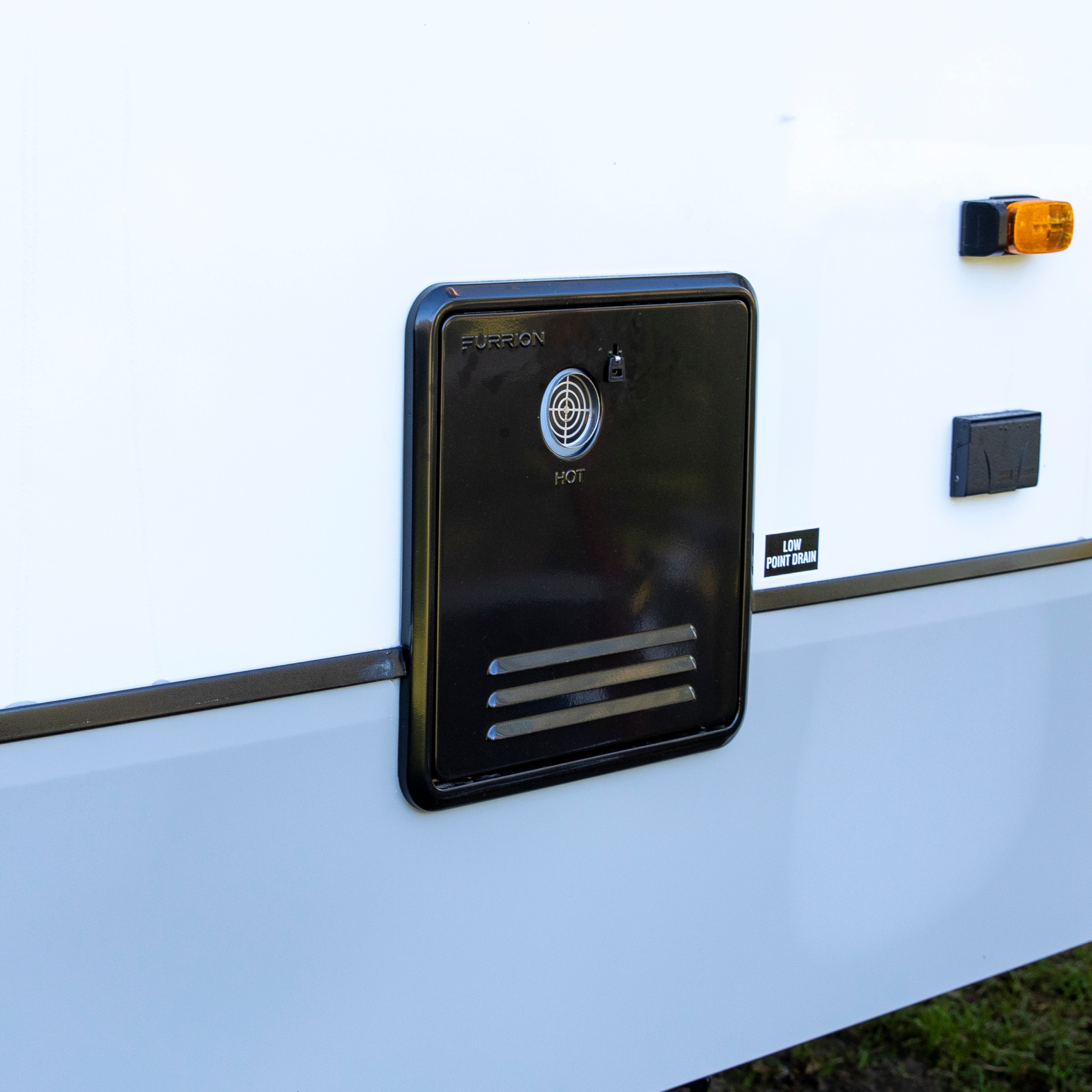 Furrion Tankless Gas Water Heater with Antifreeze Protection - 2.4GPM, White #FWH09AFA-AM thumbnail 8