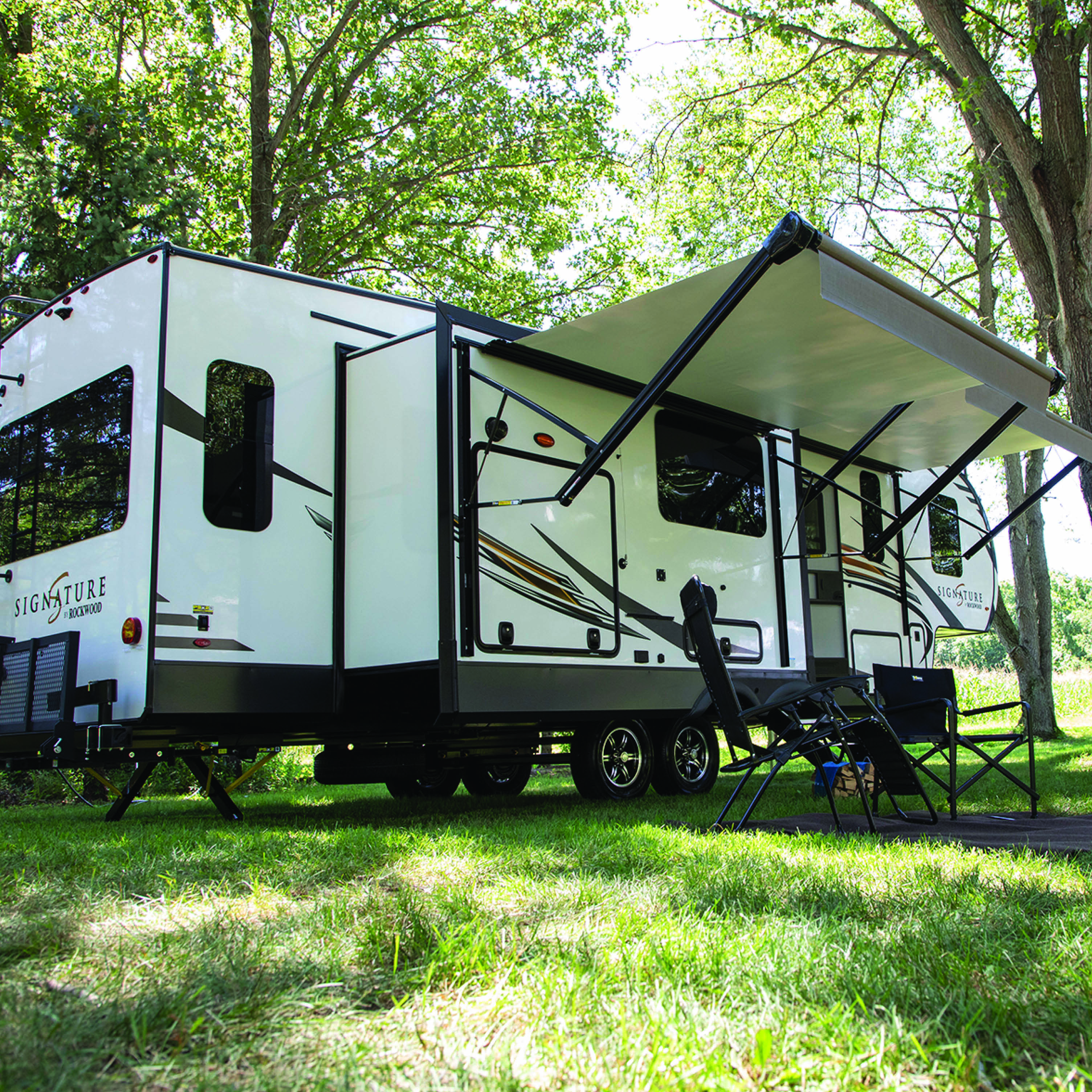 Lippert In-Wall Interior In/Out Switch for RV Slide-Outs - White #120639 thumbnail 5