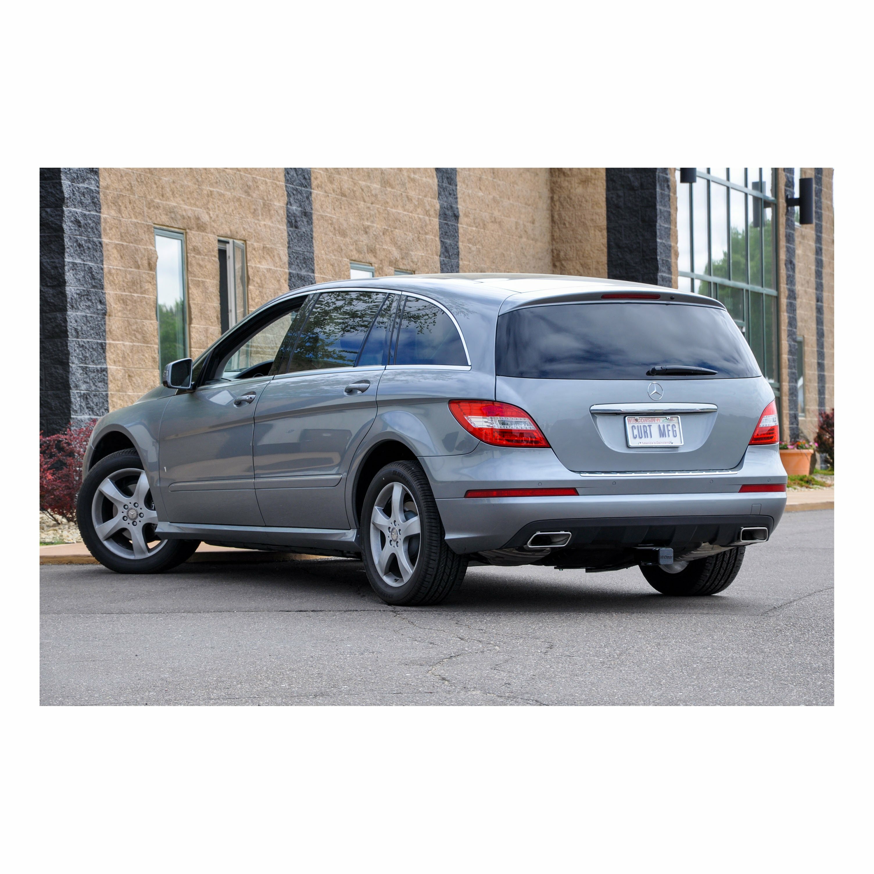 2006-2007 Mercedes-Benz R500 All CURT Class 3 Trailer Hitch, 2" Receiver + 2" Ball + 1-7/8" Ball Kit thumbnail 2