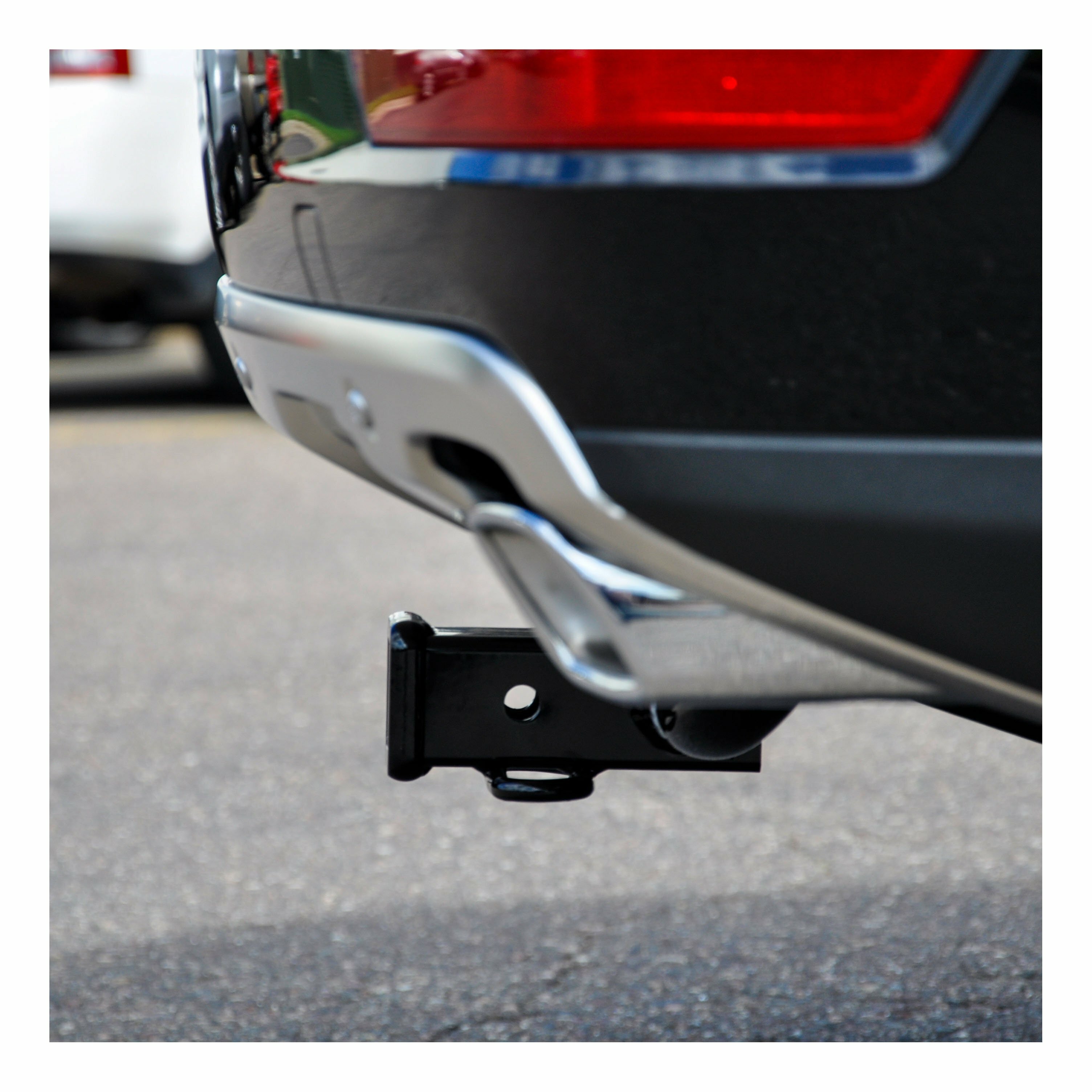 2011 Mercedes-Benz ML350 Bluetec 4Matic CURT Class 3 Hitch, 2" Receiver + 2" Ball + 1-7/8" Ball Kit thumbnail 5