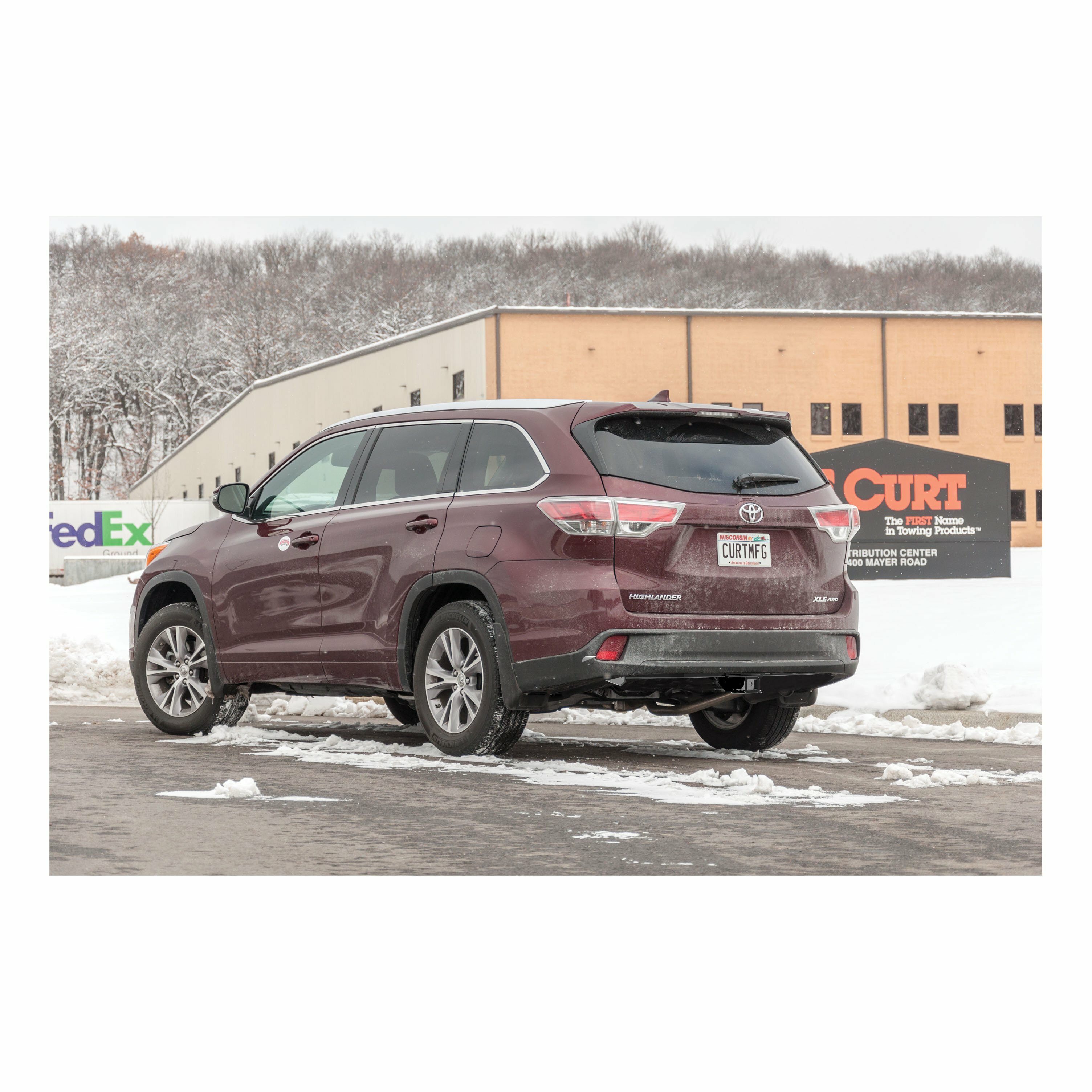 2018-2022 Lexus RX350L Excluding twin exhaust tips CURT Class 3 Trailer Hitch, 2" Receiver + 2" Ball + 1-7/8" Ball Kit thumbnail 3