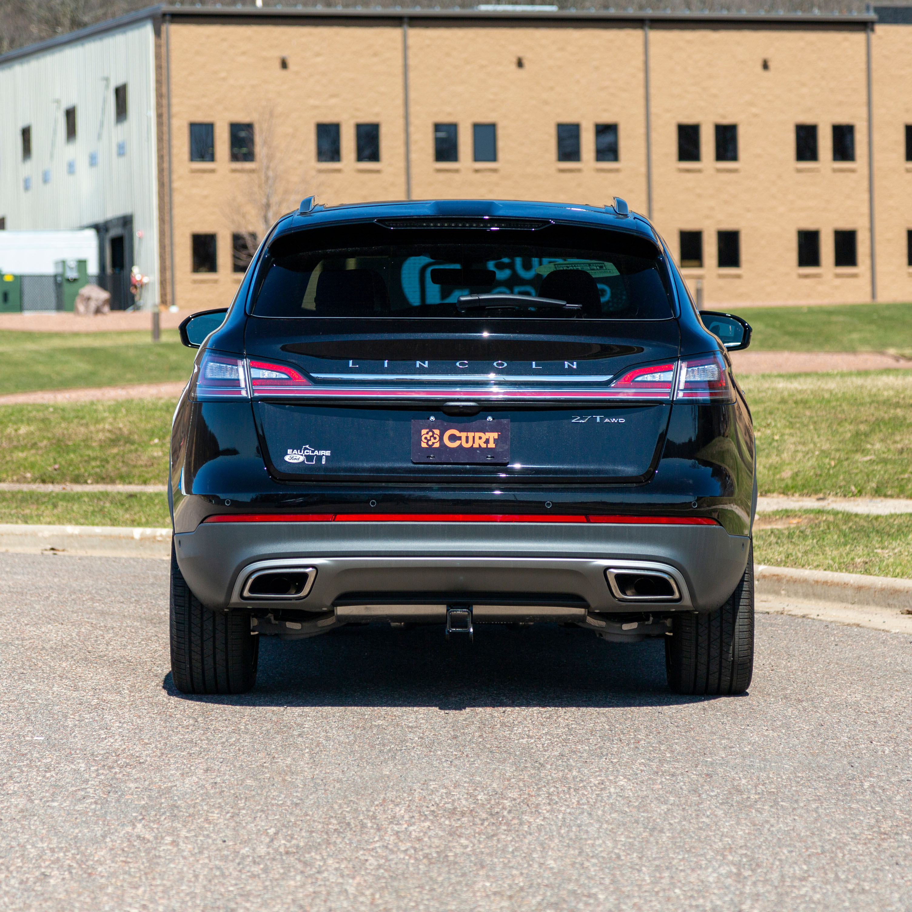 2016-2018 Lincoln MKX All CURT Class 3 Trailer Hitch, 2" Receiver + 2" Ball + 1-7/8" Ball Kit thumbnail 4