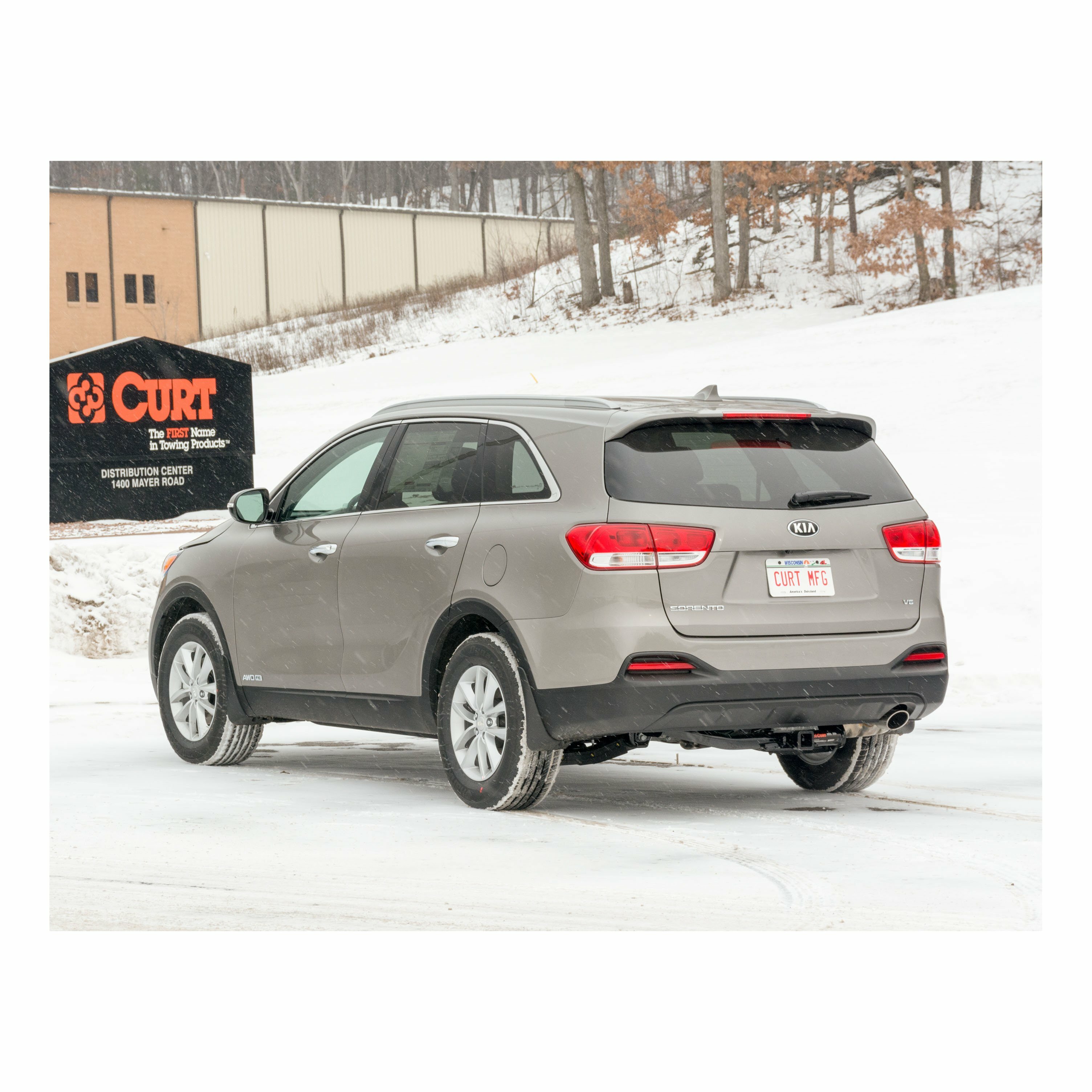 2016-2020 Kia Sorento All CURT Class 3 Trailer Hitch, 2" Receiver + 2" Ball + 1-7/8" Ball Kit thumbnail 3