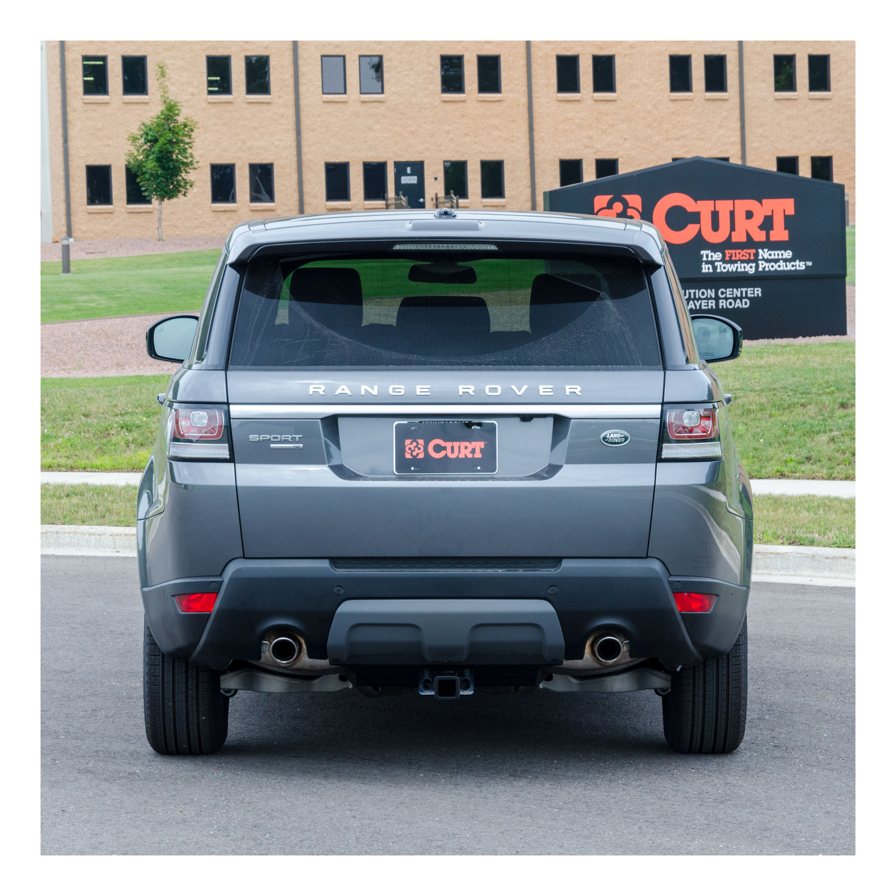 2014-2018 Land Rover Range Rover Sport All CURT Class 3 Trailer Hitch, 2" Receiver + 2" Ball + 1-7/8" Ball Kit thumbnail 4