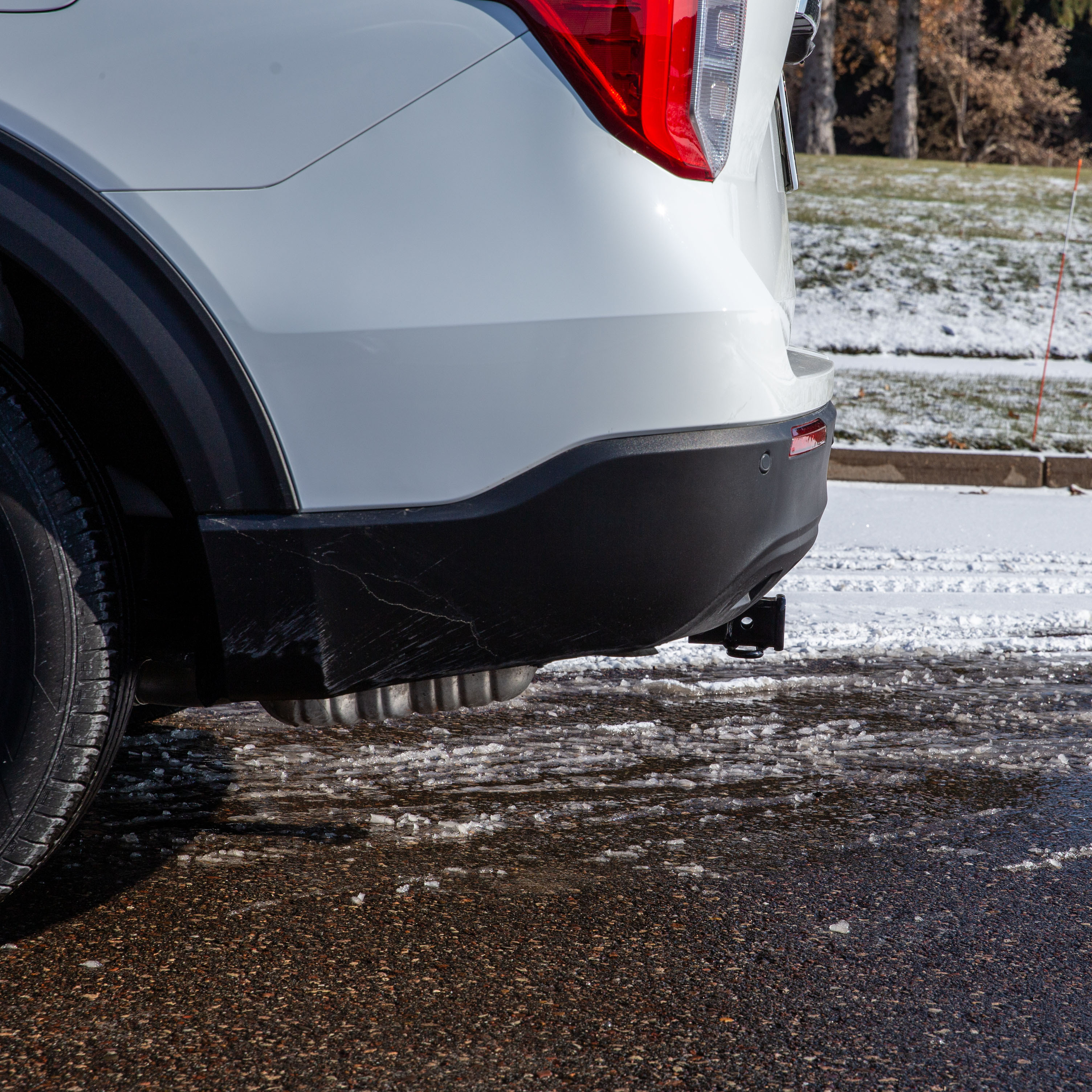 2020-2024 Lincoln Aviator All CURT Class 3 Trailer Hitch, 2" Receiver + 2" Ball + 1-7/8" Ball Kit thumbnail 5