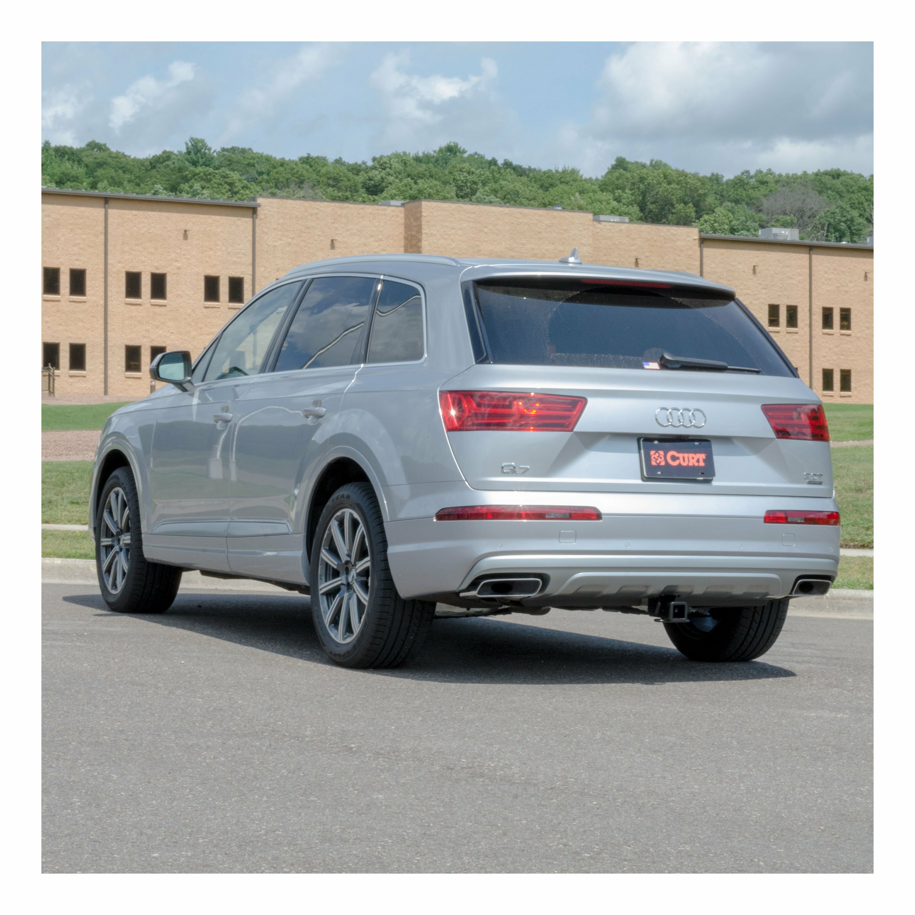 2017-2025 Audi Q7 All CURT Class 3 Trailer Hitch, 2" Receiver + 2" Ball + 1-7/8" Ball Kit thumbnail 2
