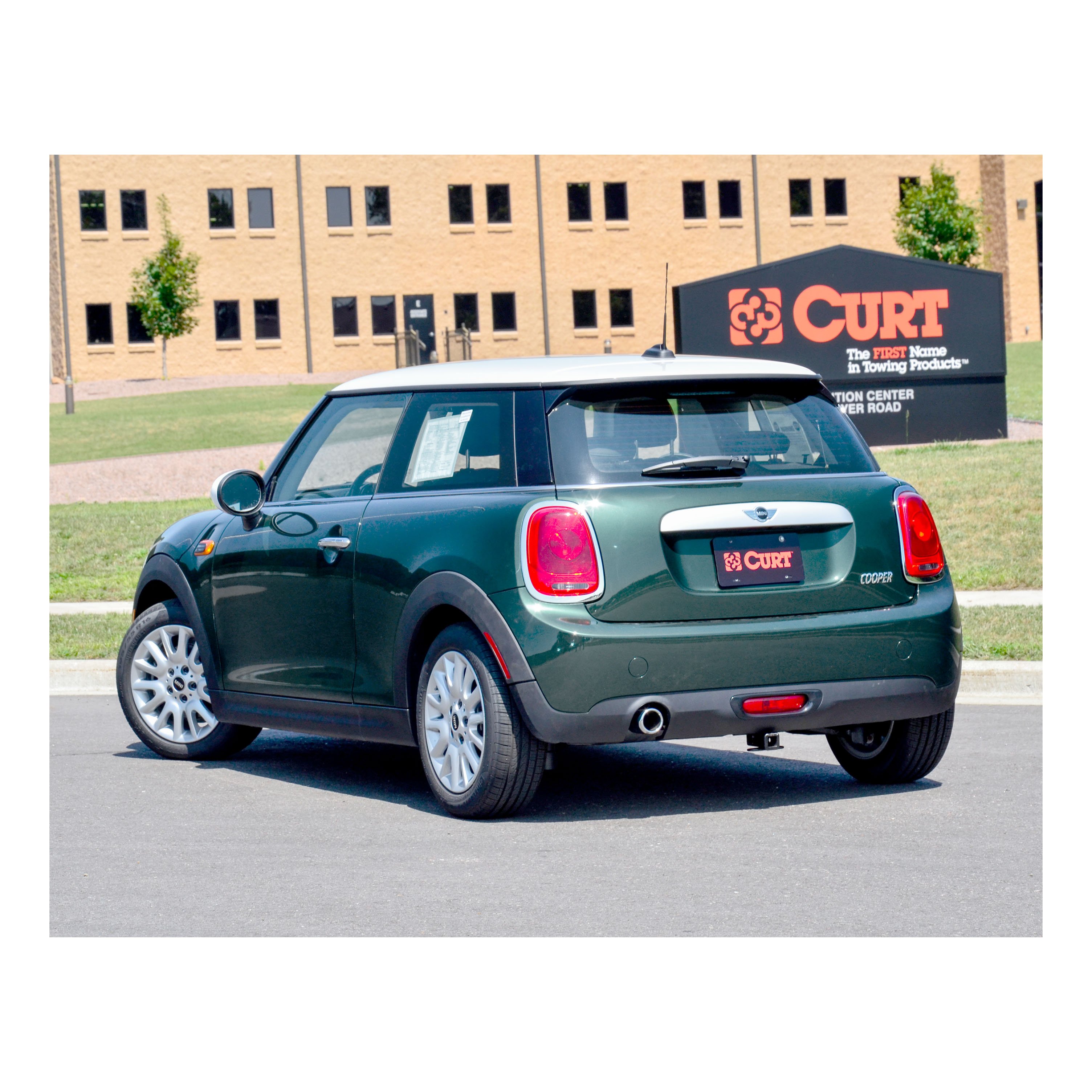 2014 - 2019 MINI Cooper Base, hatchback, excluding with spare tire Curt 1-1/4" Class 1 Trailer Tow Hitch + 5-Flat Wiring Kit Tow Boat/Utility Trailer with Surge Brakes 11417 thumbnail 4
