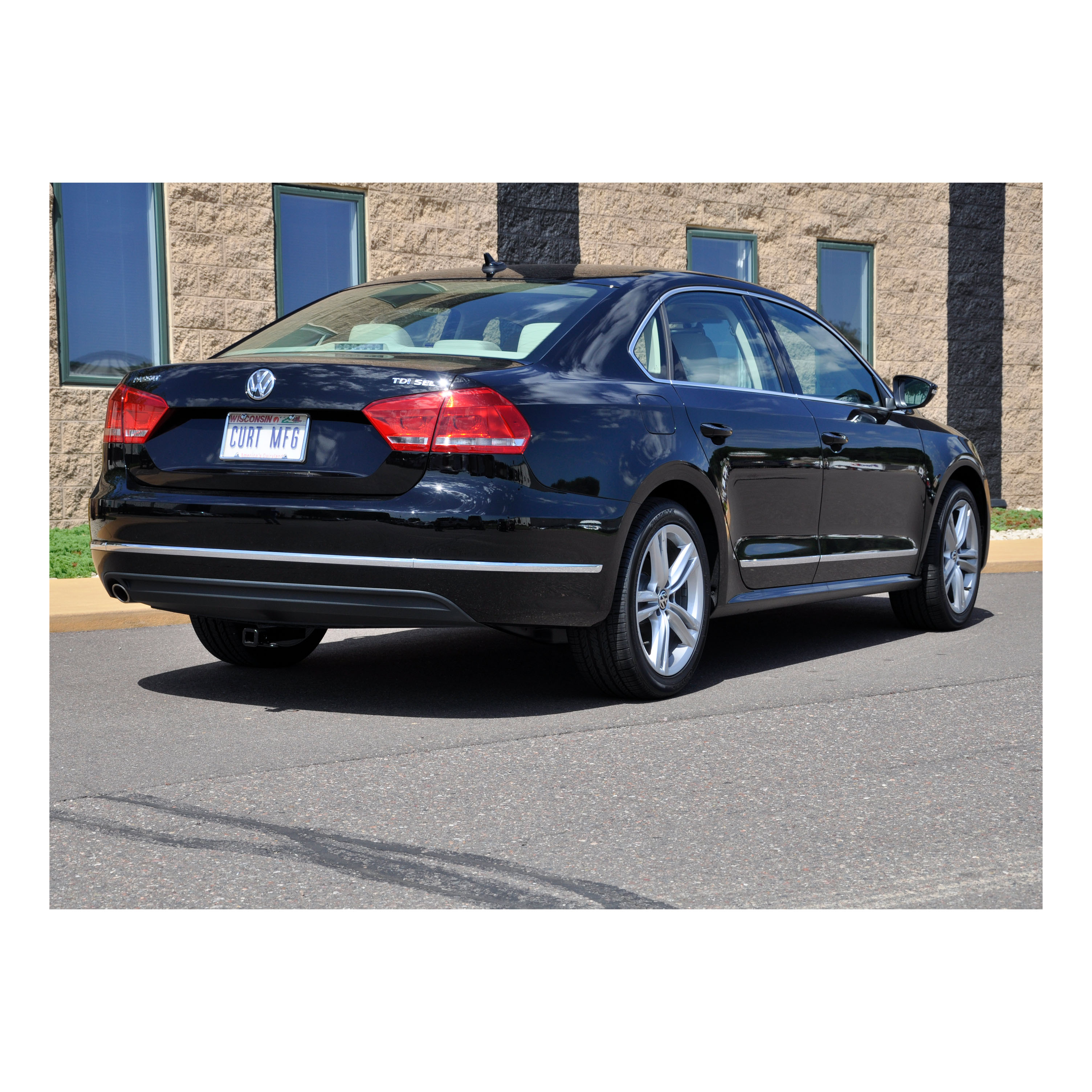 2020 - 2022 Volkswagen Passat Sedan, excluding hands free trunk Curt 1-1/4" Class 1 Trailer Tow Hitch + 5-Flat Wiring Kit Tow Boat/Utility Trailer with Surge Brakes 11234 thumbnail 4