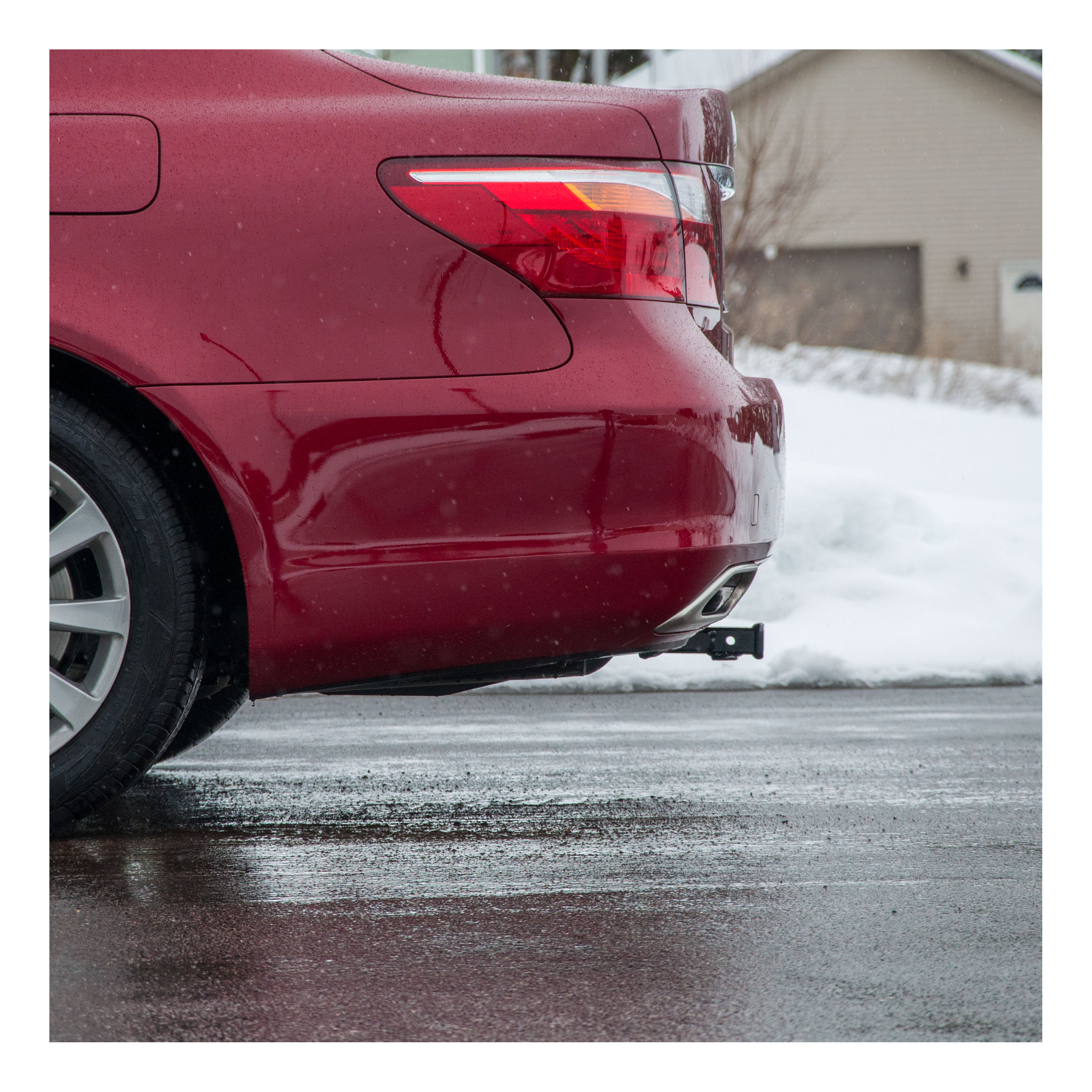 CURT Class 2 Trailer Hitch, 1-1/4" Receiver, Select Lexus LS460 Trailer Hitch thumbnail 7