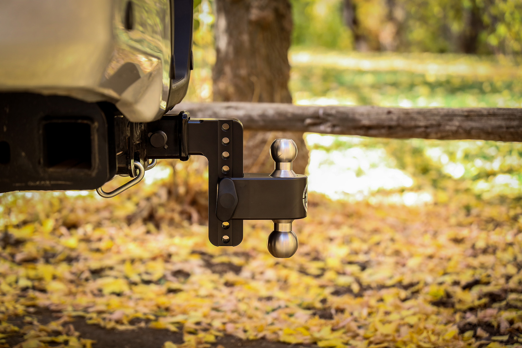 Weigh Safe Black 180 Hitch w/ SS Combo Ball 6" Drop for 2.5" Shank w/Hitch Pin Lock LTB6-2.5-KA-CER-BLA thumbnail 1