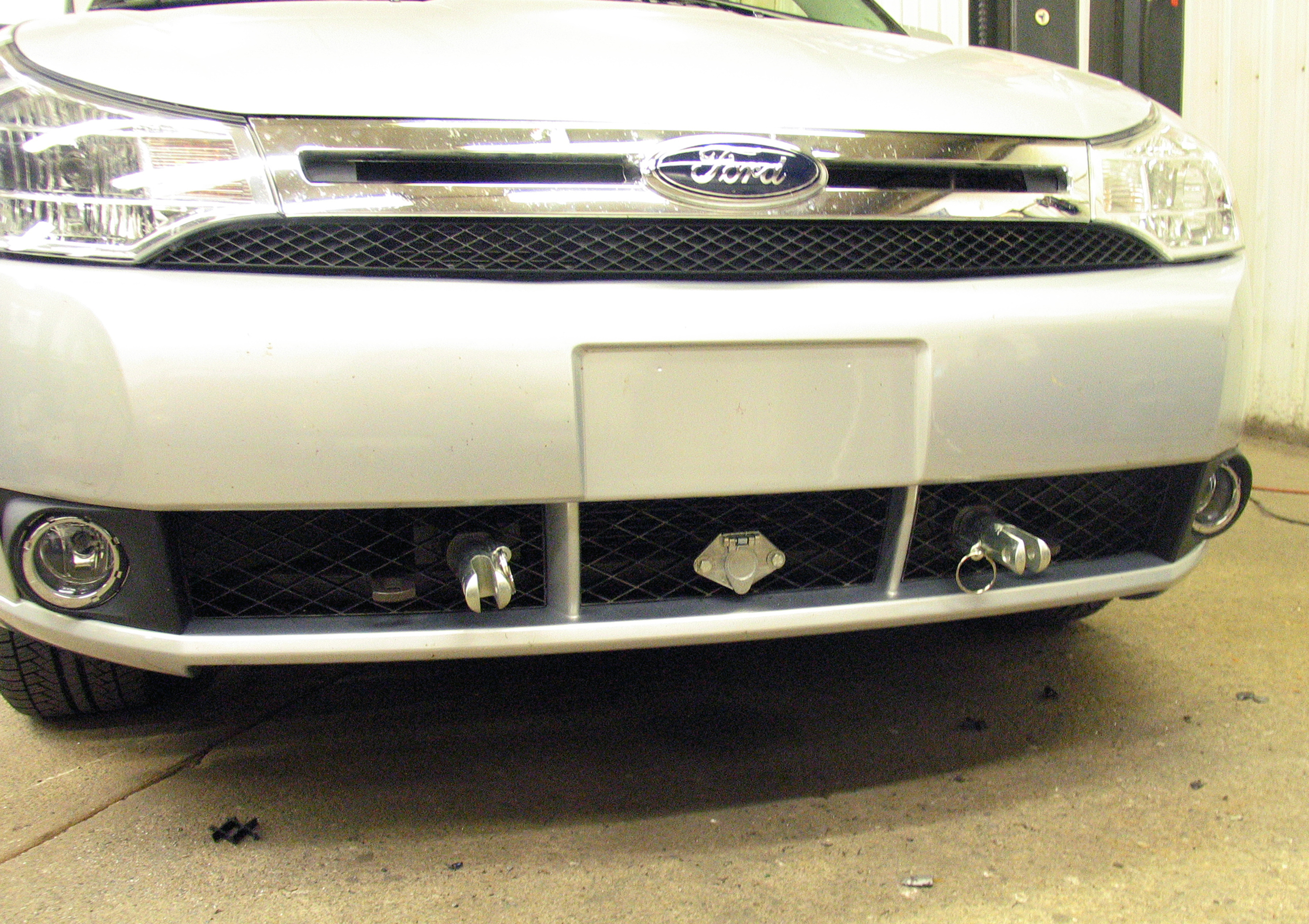 BlueOx Tow Bar Base Plate, Front Mount, RV Flat Towing for Select, FORD FOCUS(MAN. TRANS.) thumbnail 1