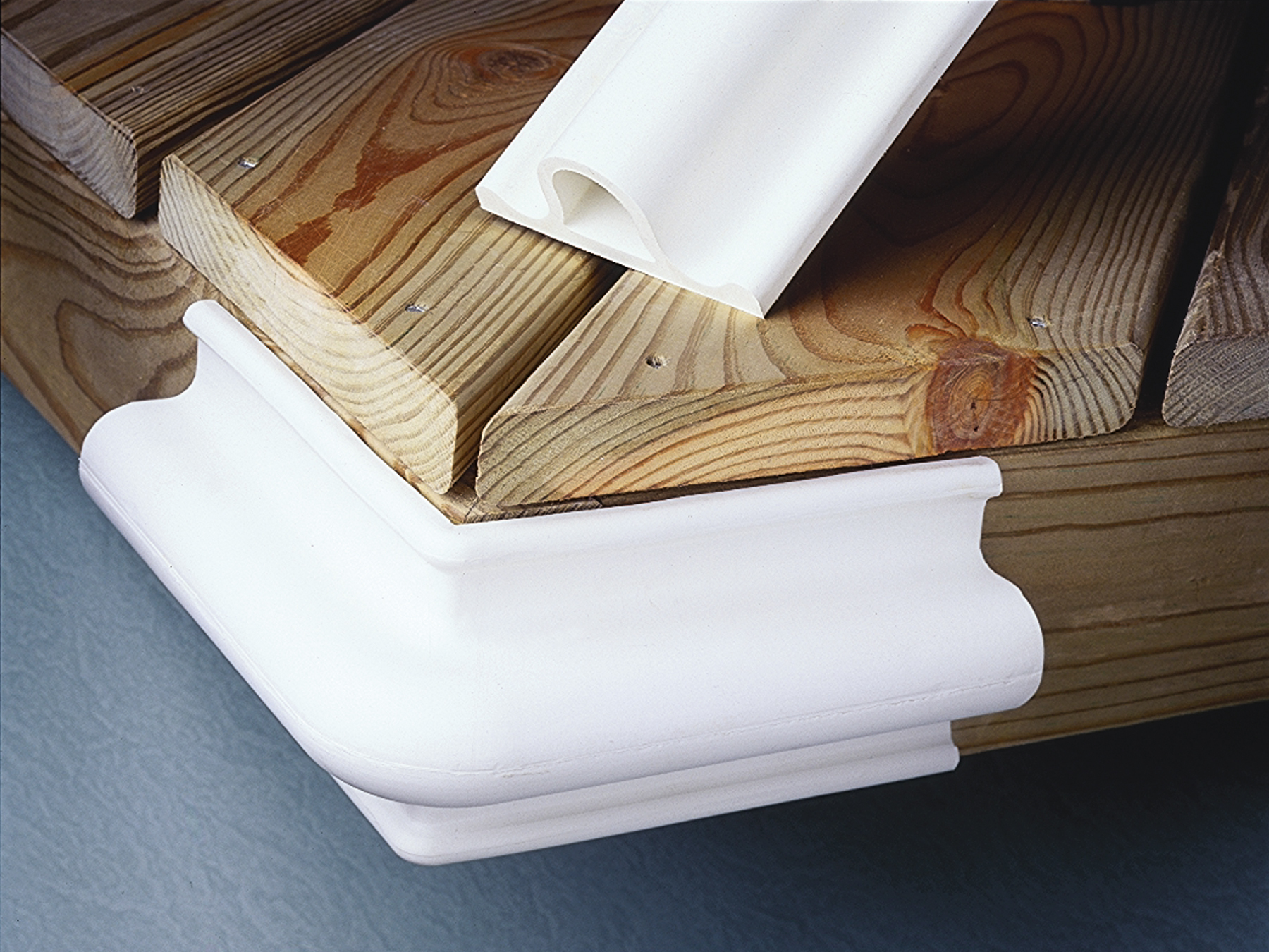 Taylor Made EPDM Dock Corner Guard, White (2-1/4" x 6") #96008