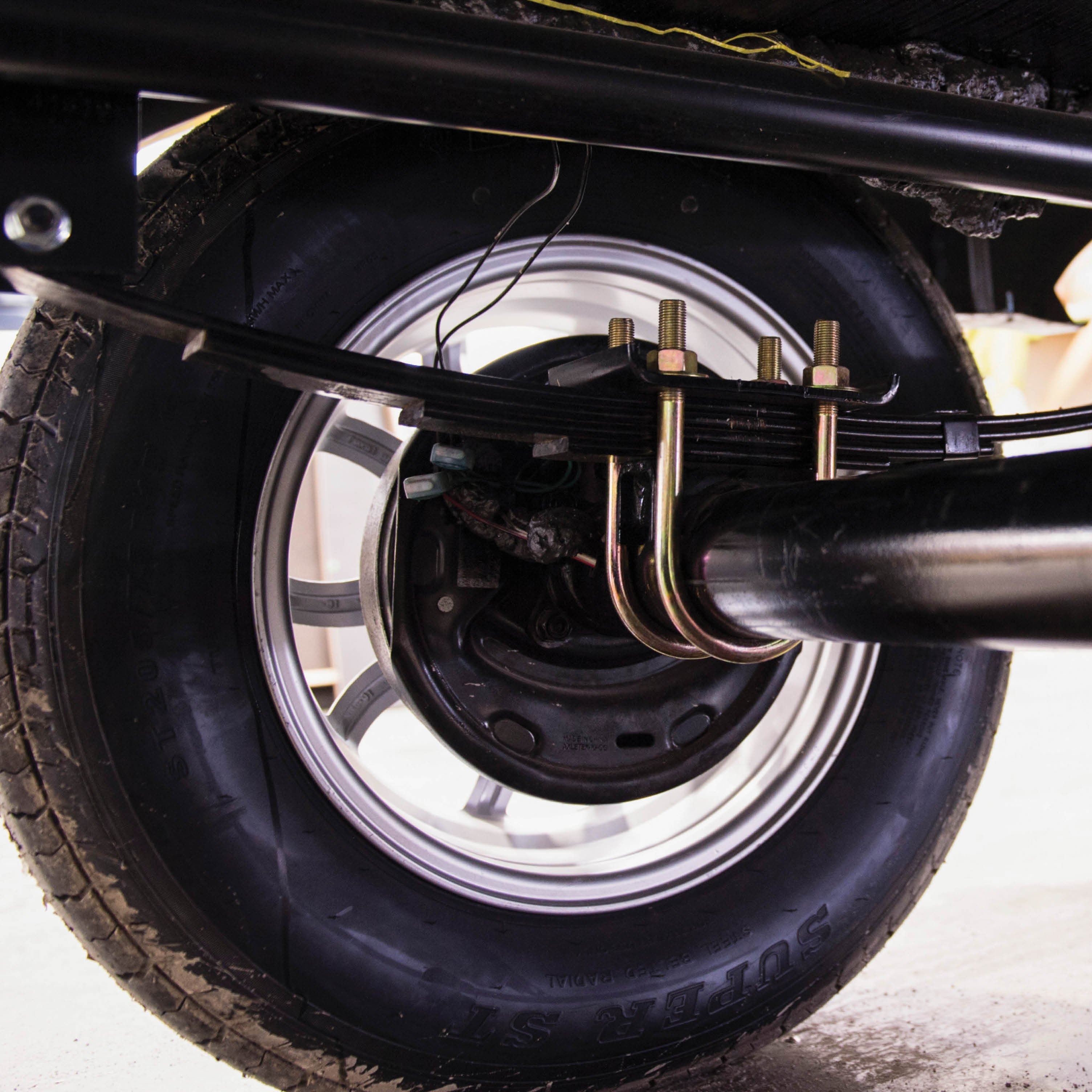 Lippert Axle Mounting Kit - 2.38" Tube 297427 thumbnail 2