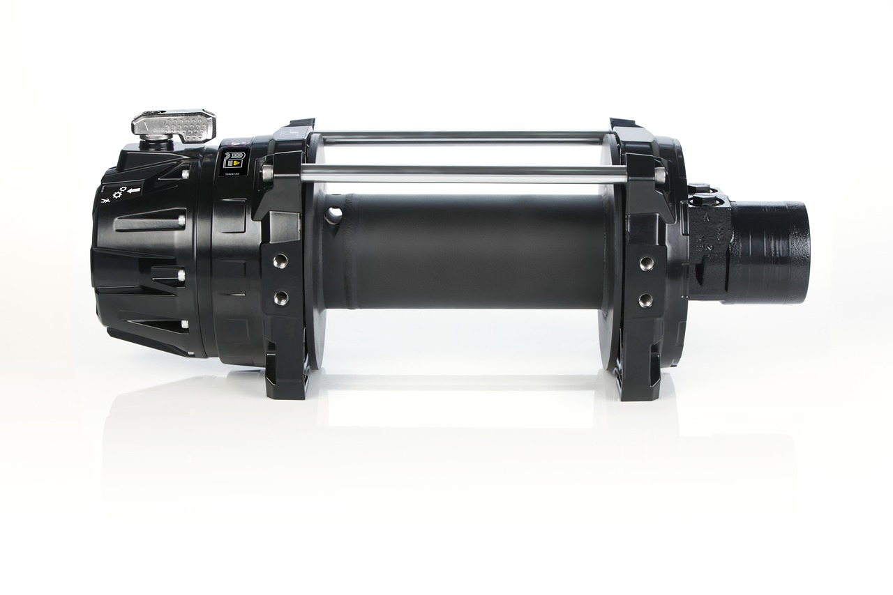 Warn 105445 Series G2 4.0 cu.in. Industrial Winch Black